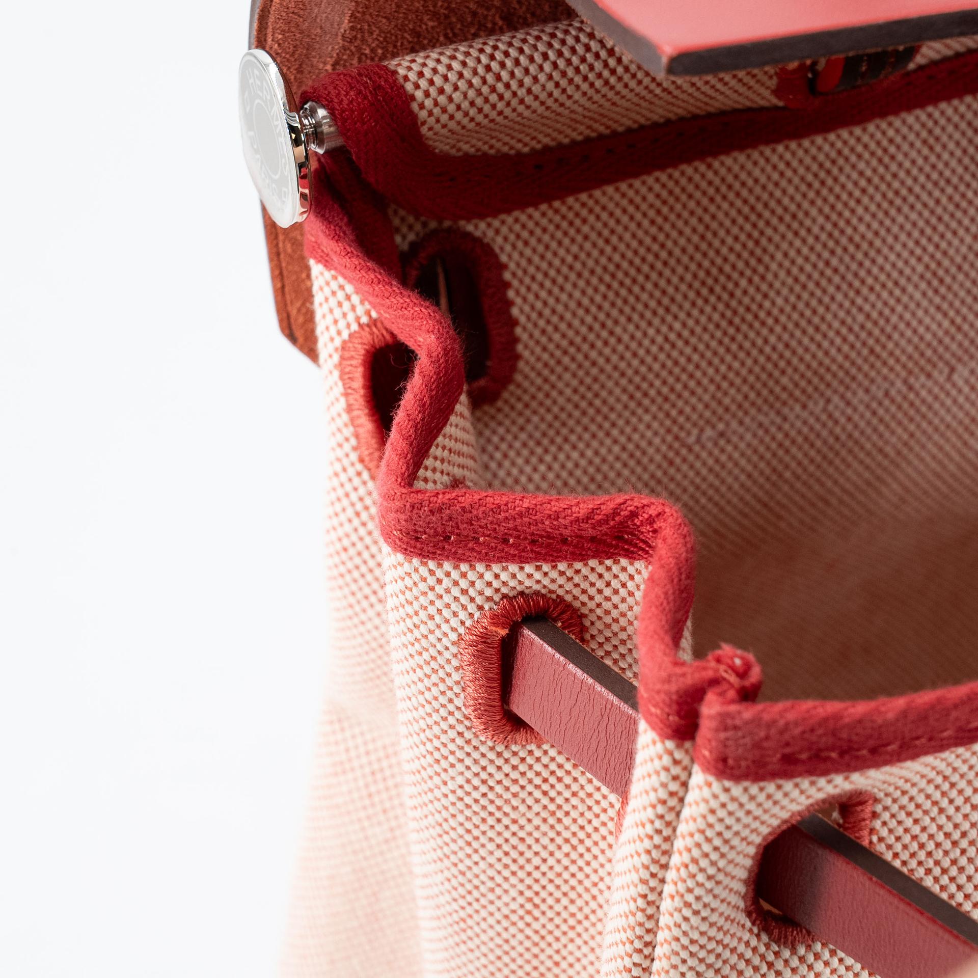 Excellent ( Rank SA ) HERMÈS Limited Edition Herbag Zip 31 PM Pegase Pop Rouge Piment (5X) Vache Hunter Canvas Palladium hardware Z (2021) - 26