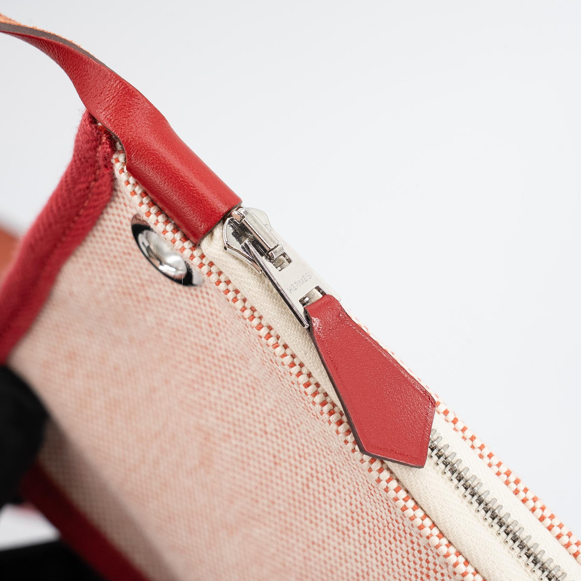 Excellent ( Rank SA ) HERMÈS Limited Edition Herbag Zip 31 PM Pegase Pop Rouge Piment (5X) Vache Hunter Canvas Palladium hardware Z (2021) - 22