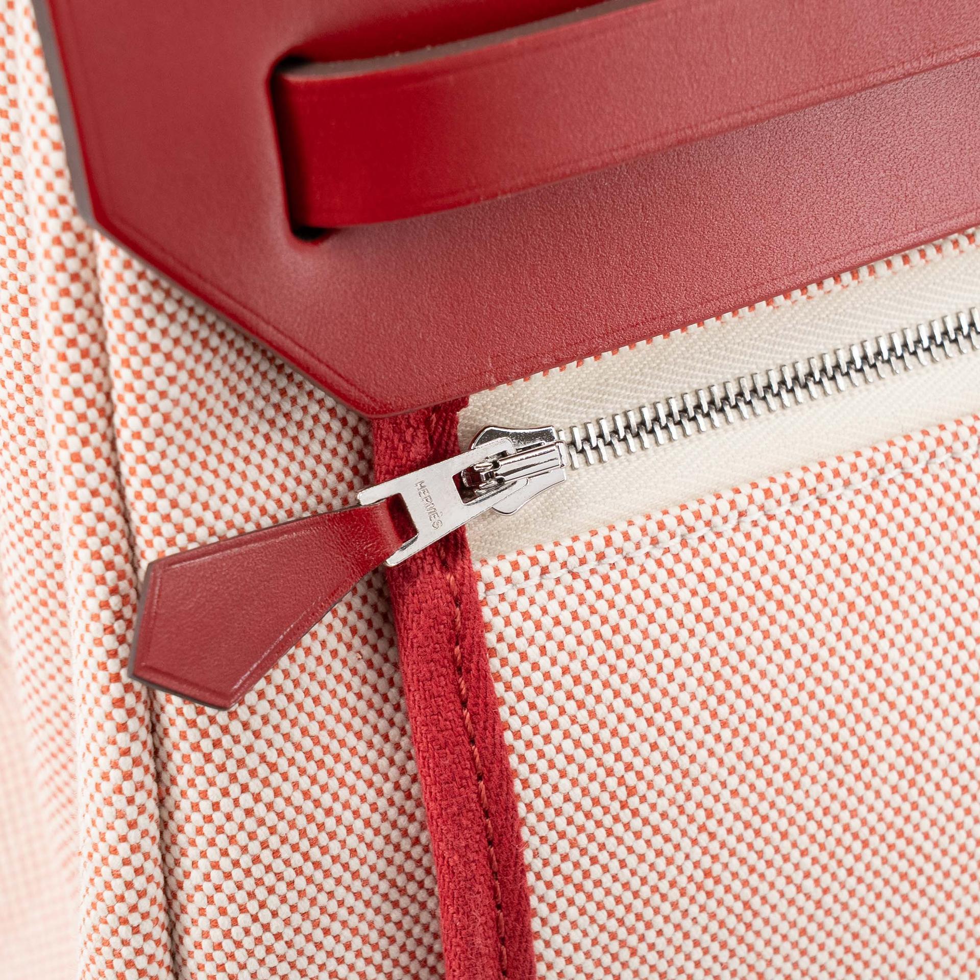 Excellent ( Rank SA ) HERMÈS Limited Edition Herbag Zip 31 PM Pegase Pop Rouge Piment (5X) Vache Hunter Canvas Palladium hardware Z (2021) - 16