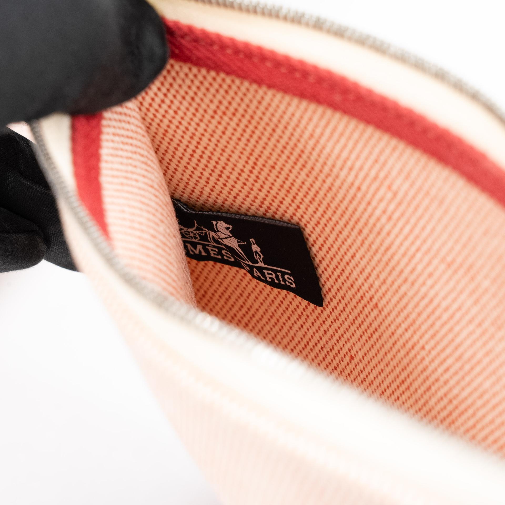 Excellent ( Rank SA ) HERMÈS Limited Edition Herbag Zip 31 PM Pegase Pop Rouge Piment (5X) Vache Hunter Canvas Palladium hardware Z (2021) - 21