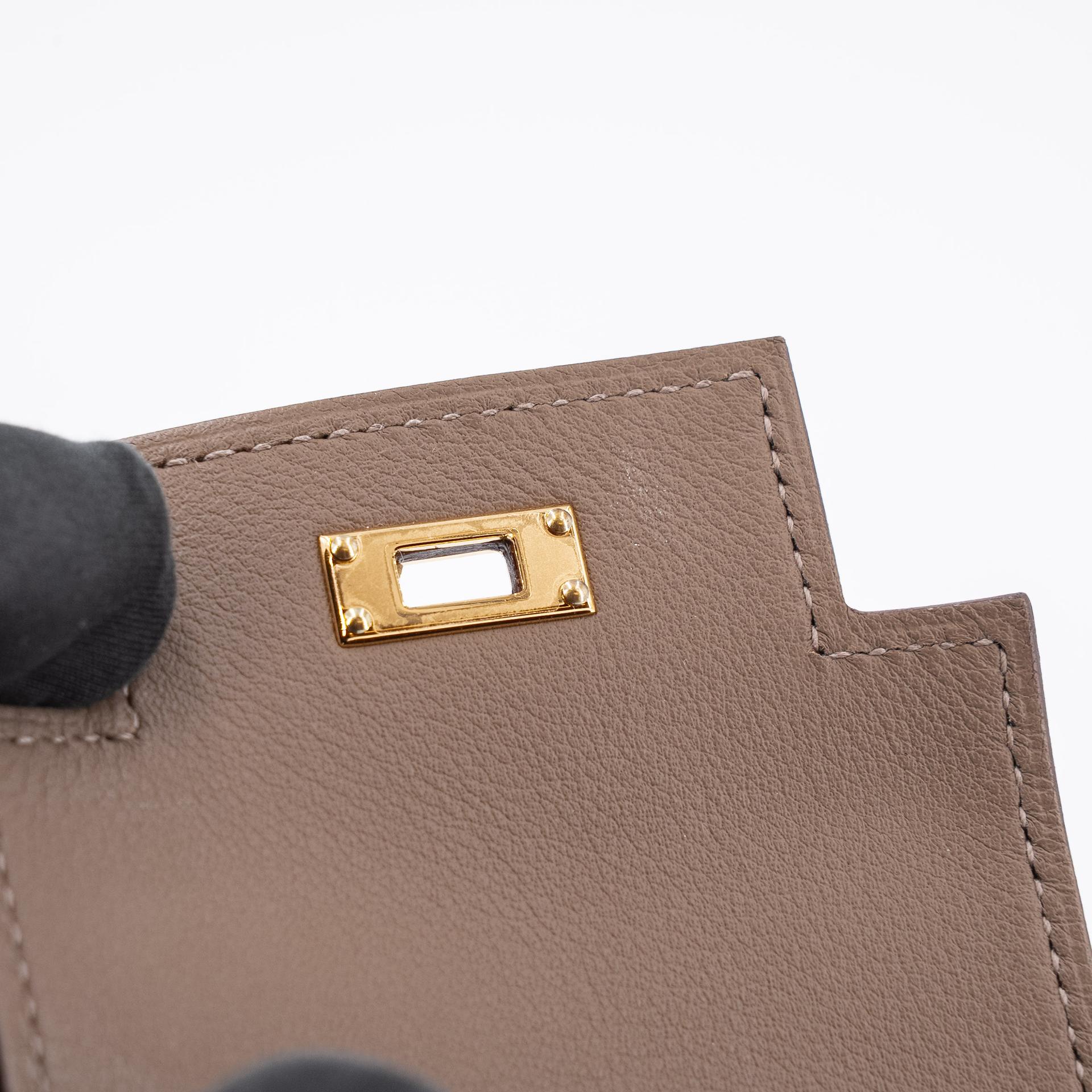 Excellent ( Rank SA ) HERMÈS Kelly Moove Etoupe (18) Swift Gold hardware B (2023) - 10