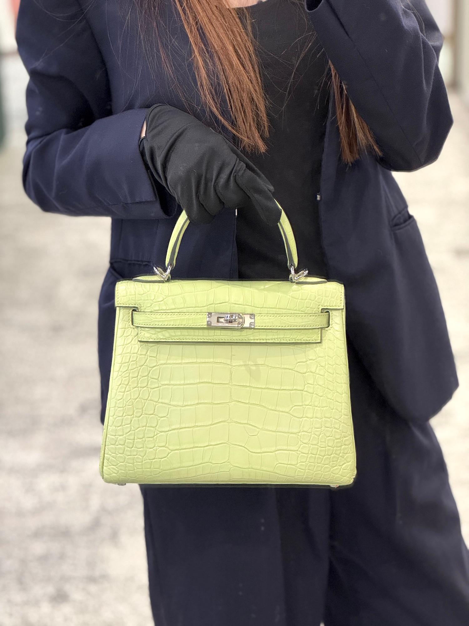 Unused ( Rank NS ) HERMÈS Kelly 25 Jaune Bourgeon (R9) Matte Alligator Palladium hardware B (2023) - 3
