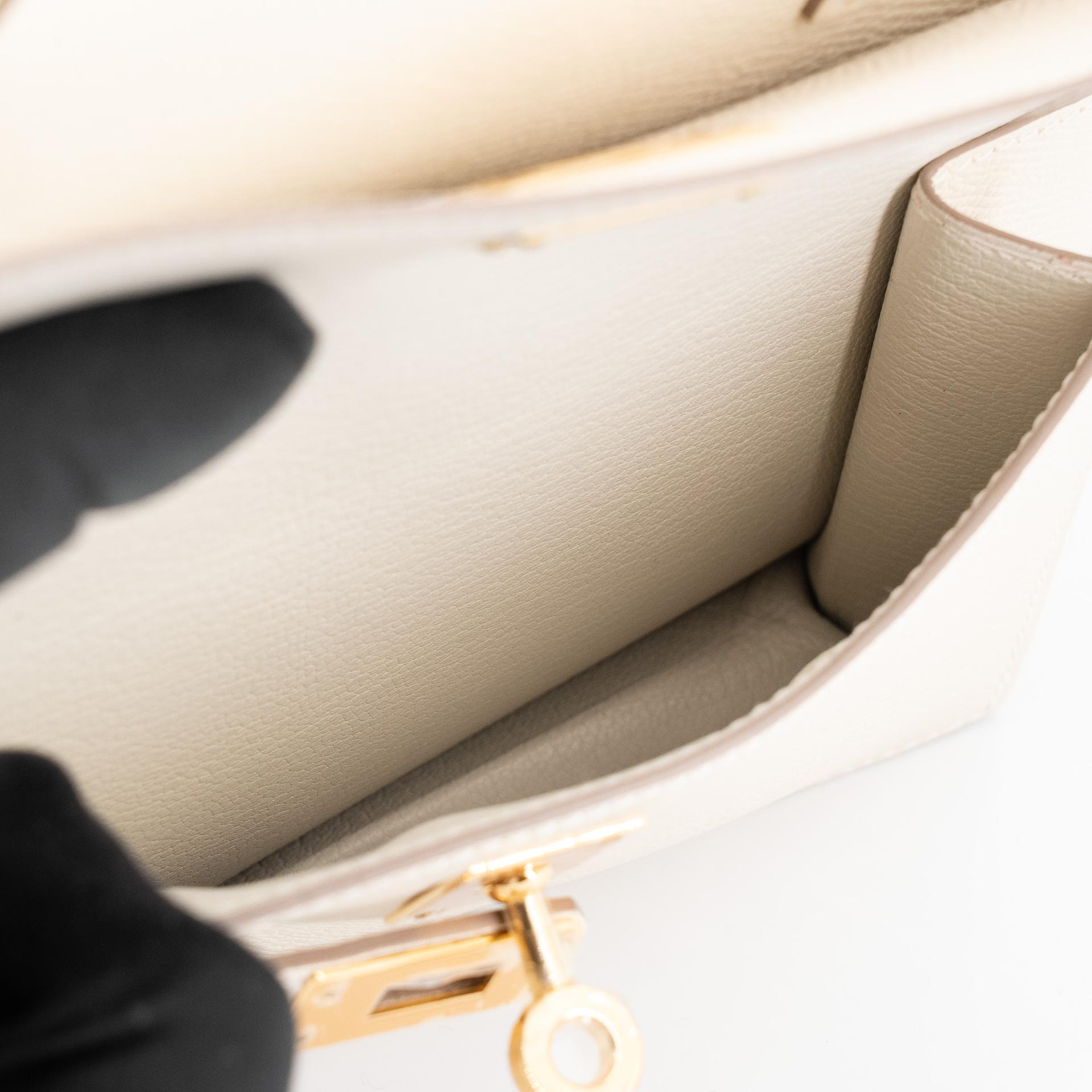 Unused ( Rank NS ) HERMÈS Limited Edition Kelly 20 en Desordre Craie (10) Epsom Gold hardware U (2022) - 13