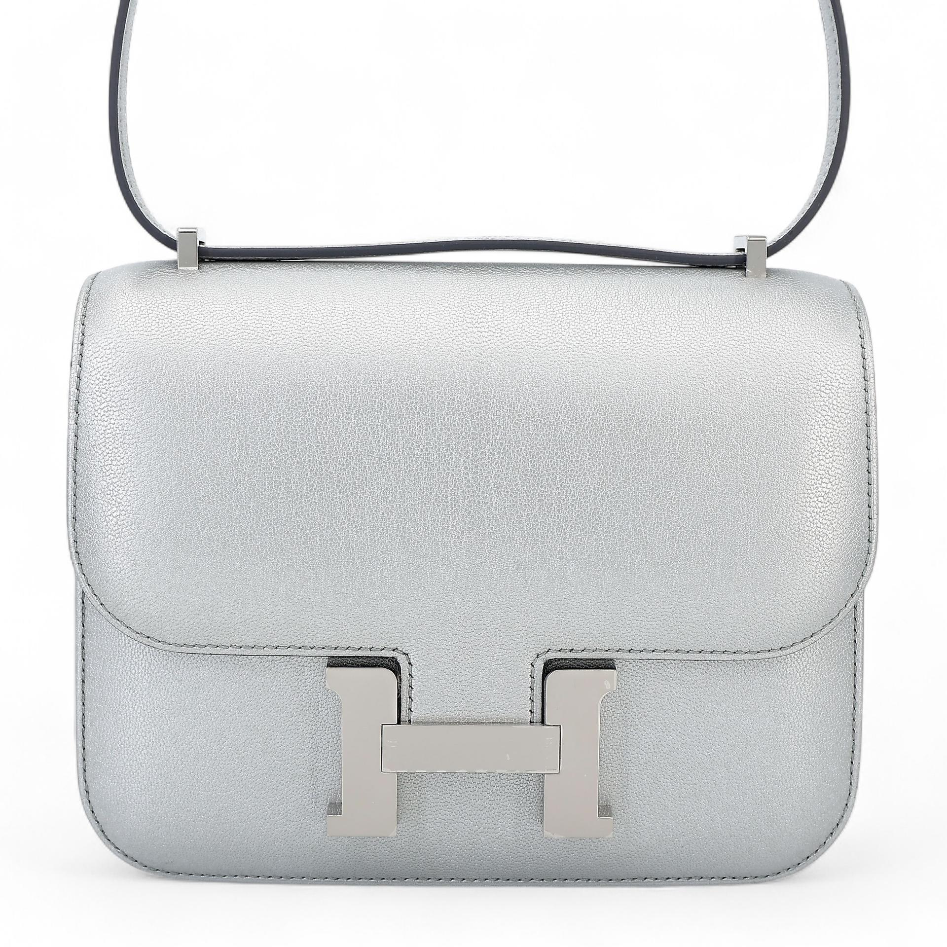 全新 HERMÈS 愛馬仕 Constance 康康 Mini 19 05 銀色 Argent Chevre山羊皮 銀扣 K刻 2025年 - 1