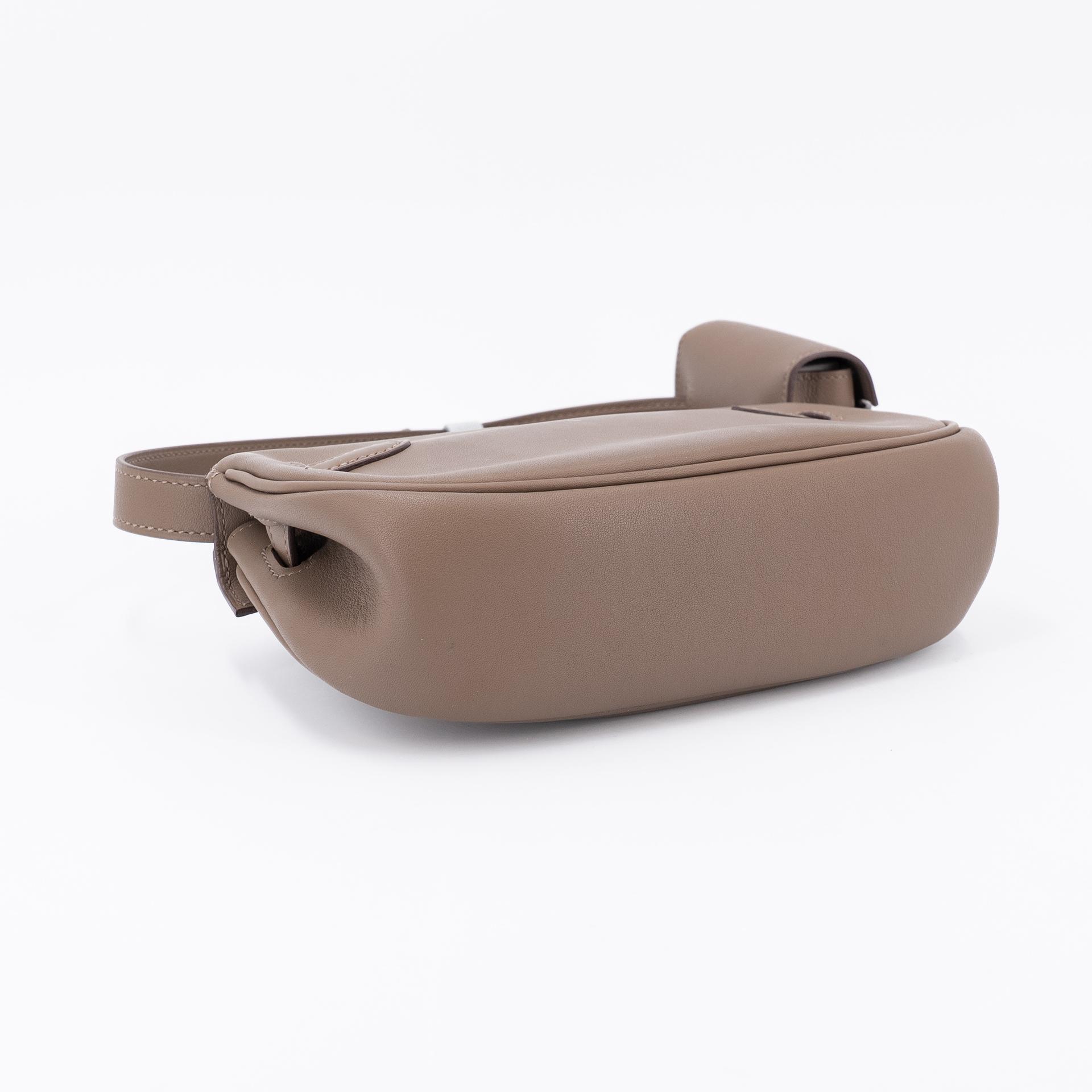 Excellent ( Rank SA ) HERMÈS Kelly Moove Etoupe (18) Swift Gold hardware B (2023) - 17