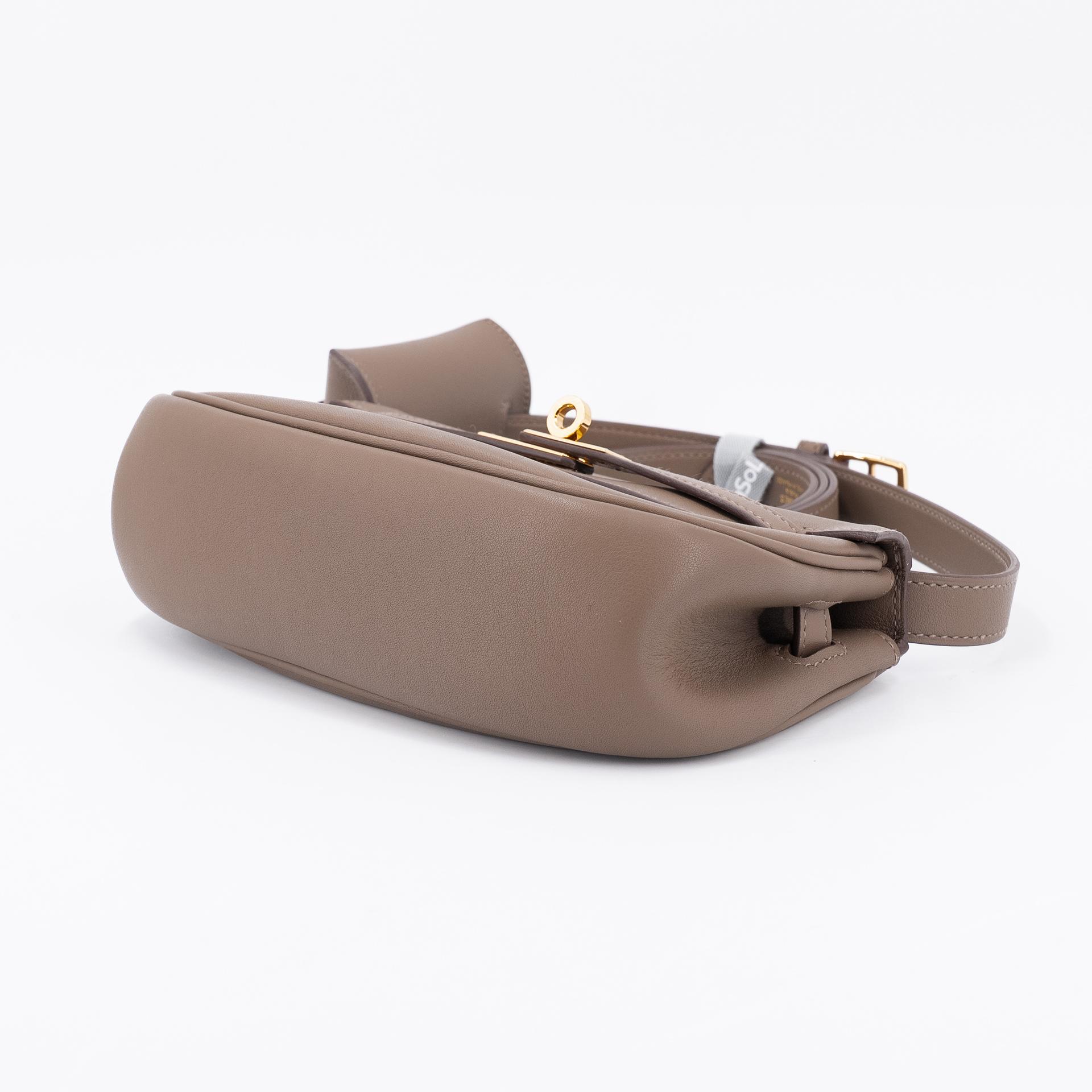 Excellent ( Rank SA ) HERMÈS Kelly Moove Etoupe (18) Swift Gold hardware B (2023) - 15