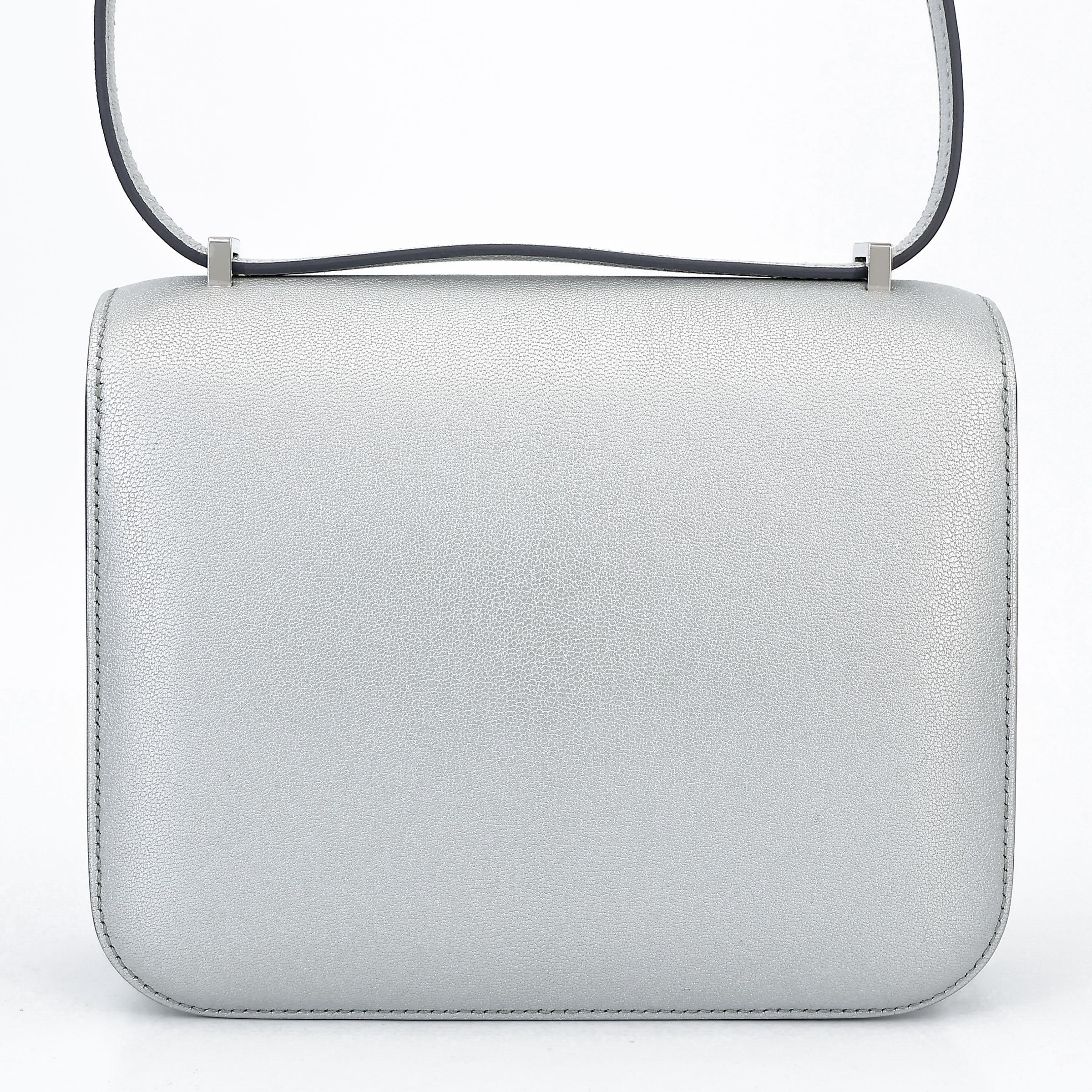 Constance Mini Argent (05)