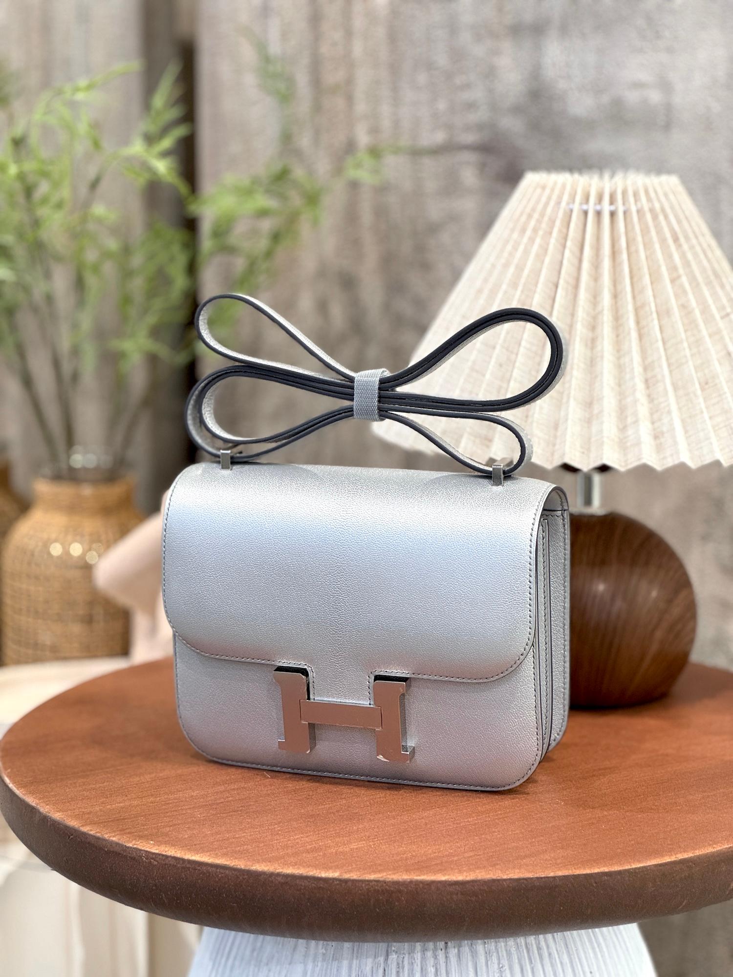 全新 HERMÈS 愛馬仕 Constance 康康 Mini 19 05 銀色 Argent Chevre山羊皮 銀扣 K刻 2025年 - 4