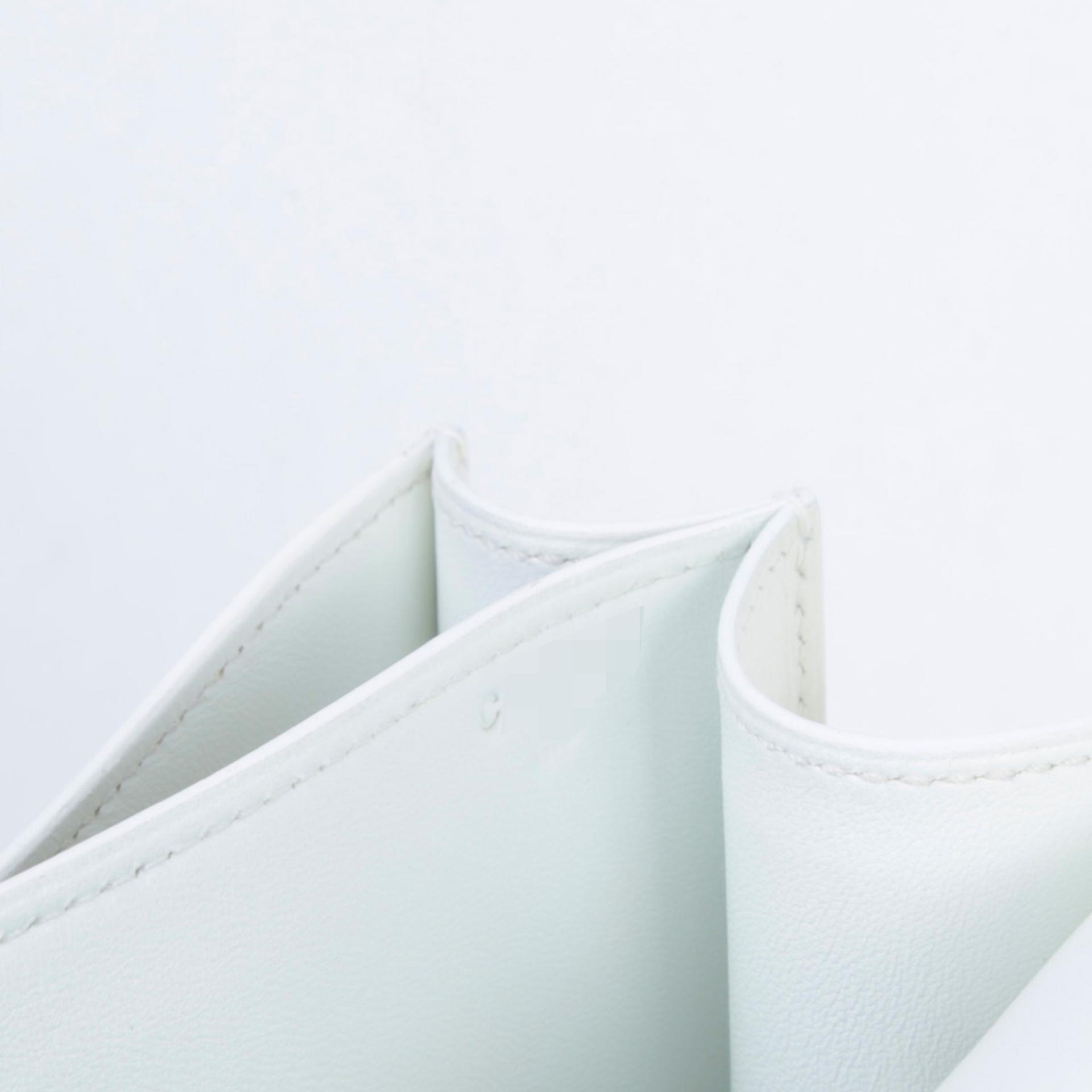 A美品  HERMÈS 爱马仕  Constance 康康 24 01 纯白色 White Evercolor皮 漆面金属扣 C刻 2018年 - 15