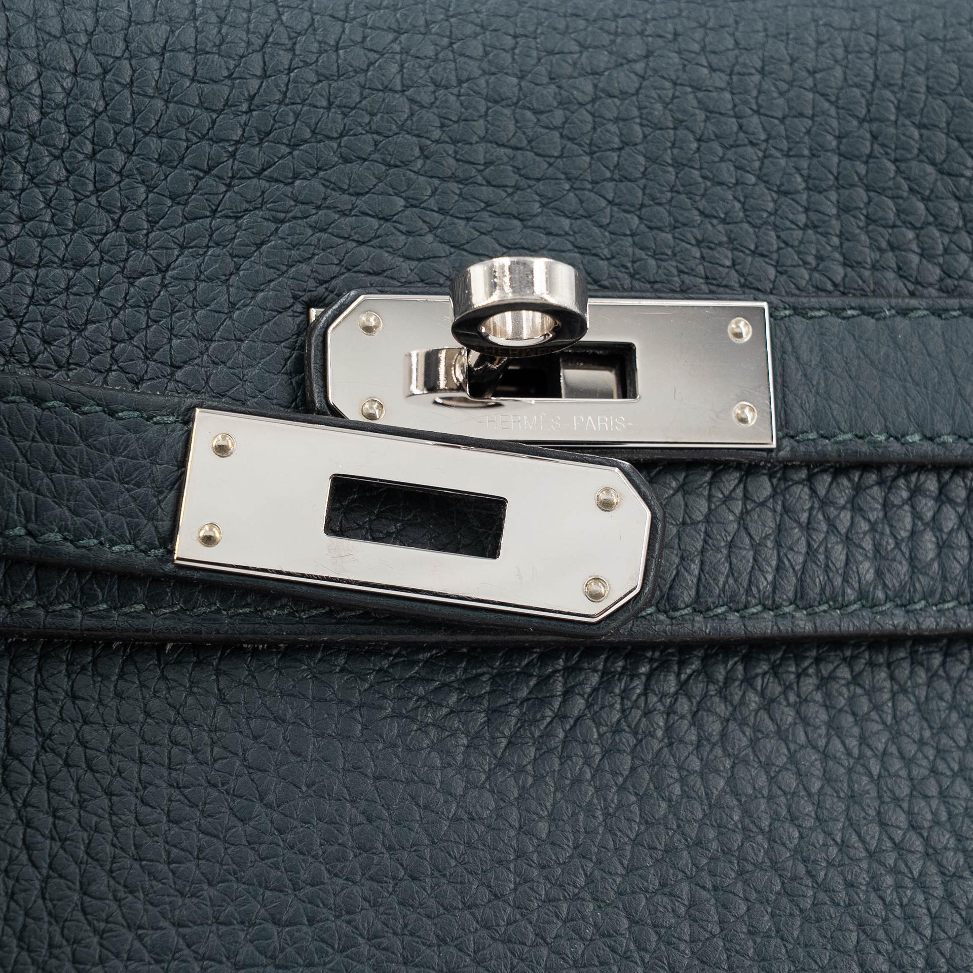 Very Good ( Rank A) HERMÈS Kelly Ado PM Vert Cypress (6O) Togo Palladium hardware C (2018) - 9