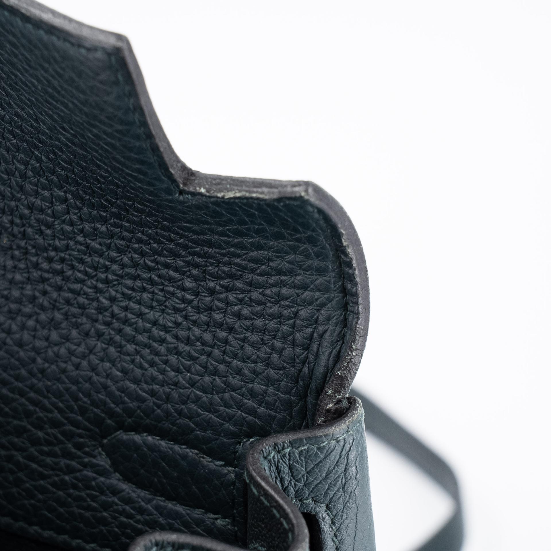 Very Good ( Rank A) HERMÈS Kelly Ado PM Vert Cypress (6O) Togo Palladium hardware C (2018) - 18