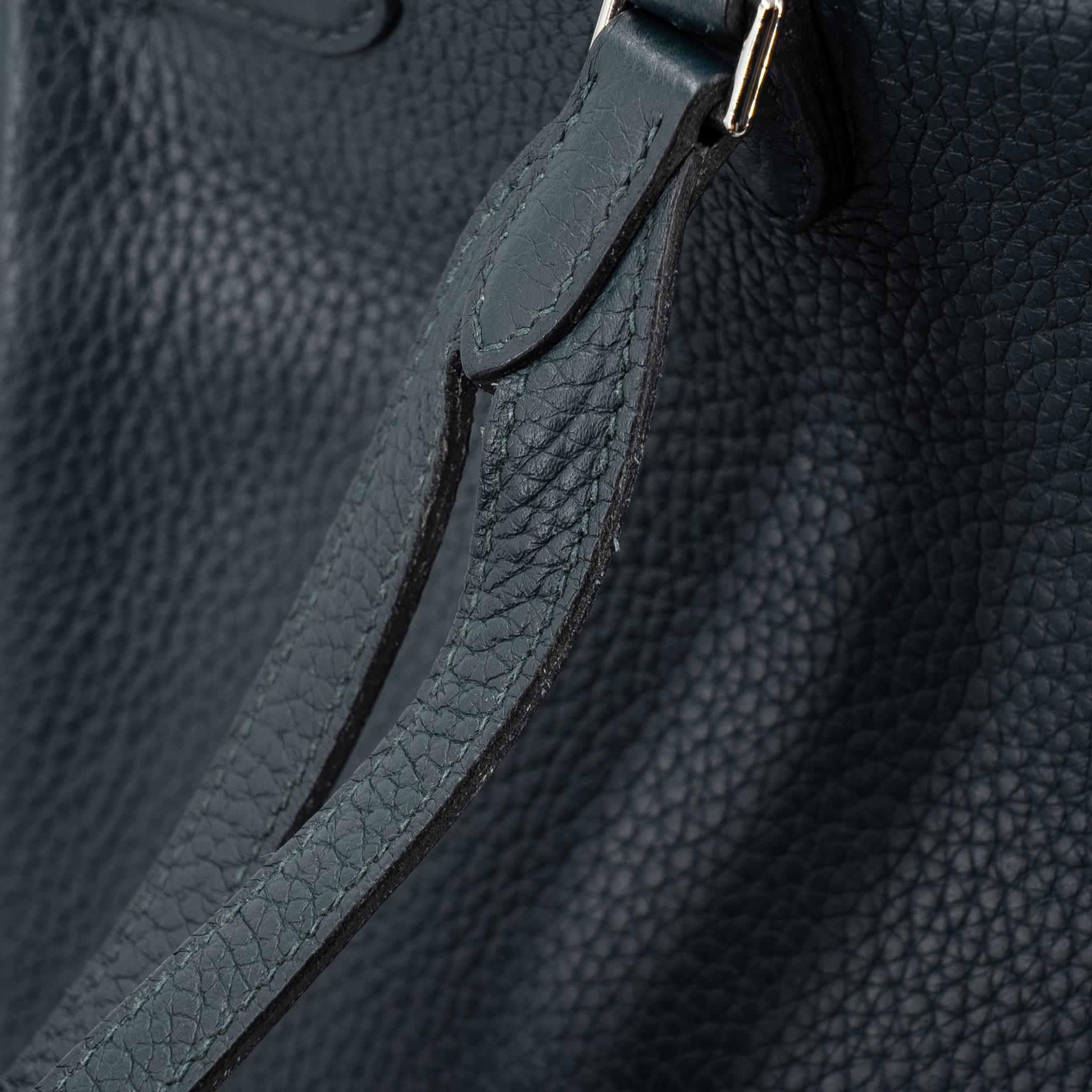 Very Good ( Rank A) HERMÈS Kelly Ado PM Vert Cypress (6O) Togo Palladium hardware C (2018) - 24