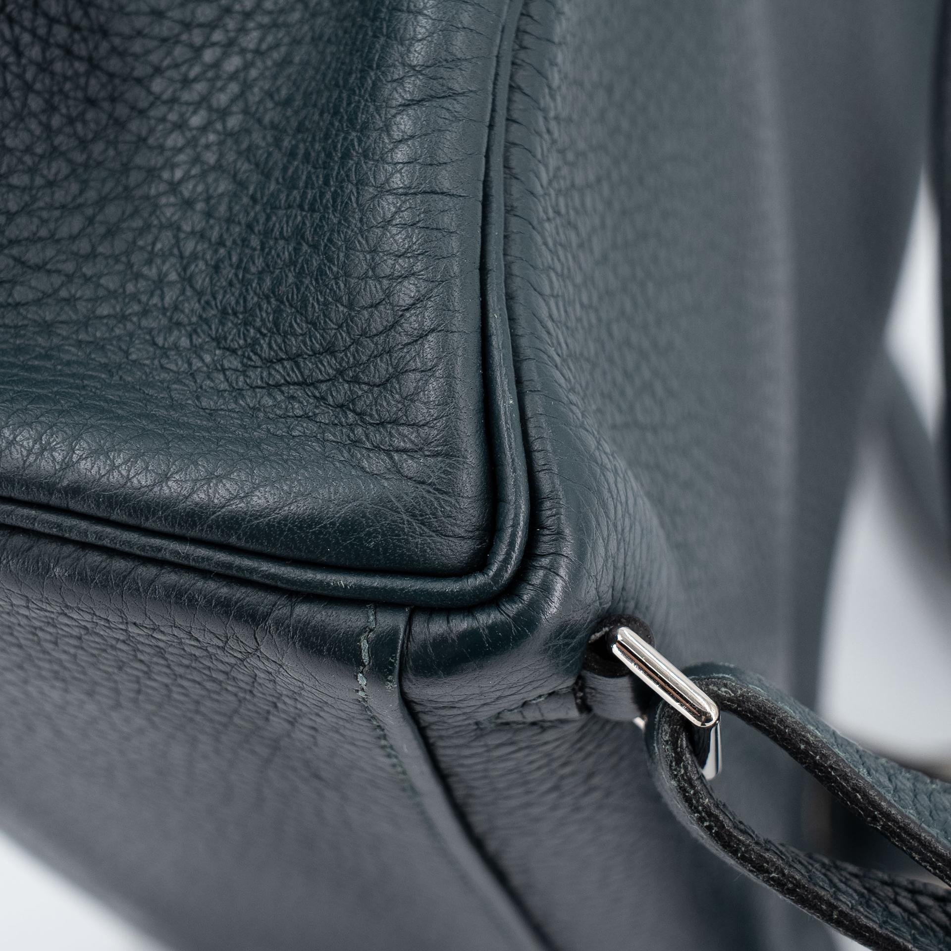 Very Good ( Rank A) HERMÈS Kelly Ado PM Vert Cypress (6O) Togo Palladium hardware C (2018) - 28