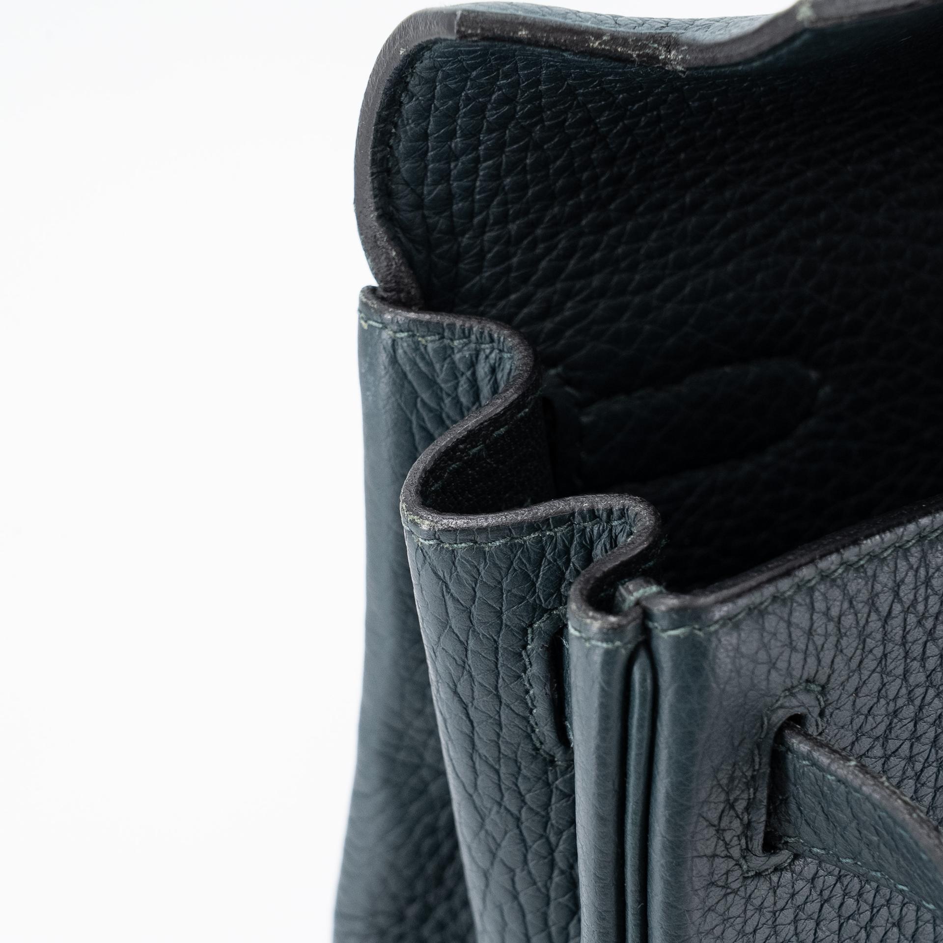 Very Good ( Rank A) HERMÈS Kelly Ado PM Vert Cypress (6O) Togo Palladium hardware C (2018) - 14