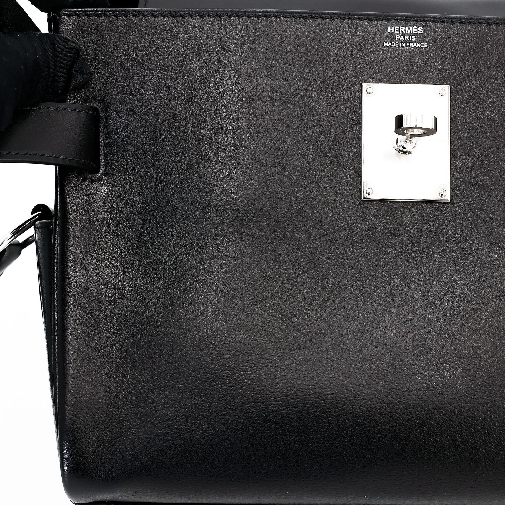 Very Good ( Rank A) HERMÈS Kelly Messenger PM Noir (89) Volupto calfskin Palladium hardware K (2025) - 20