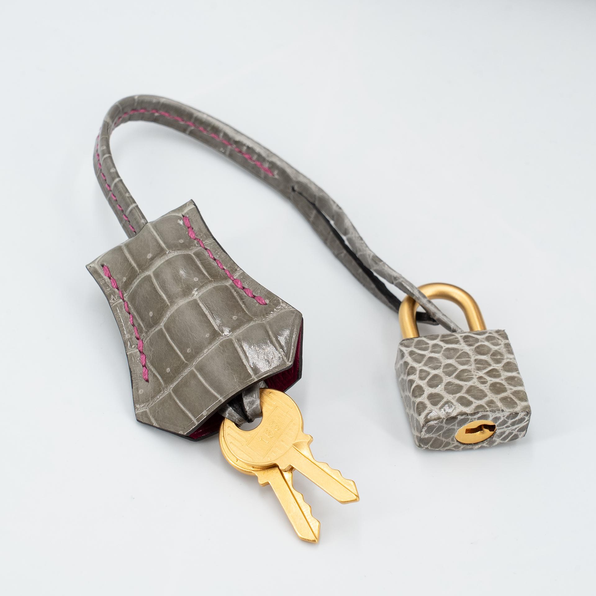 Excellent ( Rank SA ) HERMÈS Special Order Birkin 25 HSS Gris Tourterelle (81) Rose Scheherazade (J5) Shiny Porosus Crocodile Brushed Gold hardware D (2019) - 21
