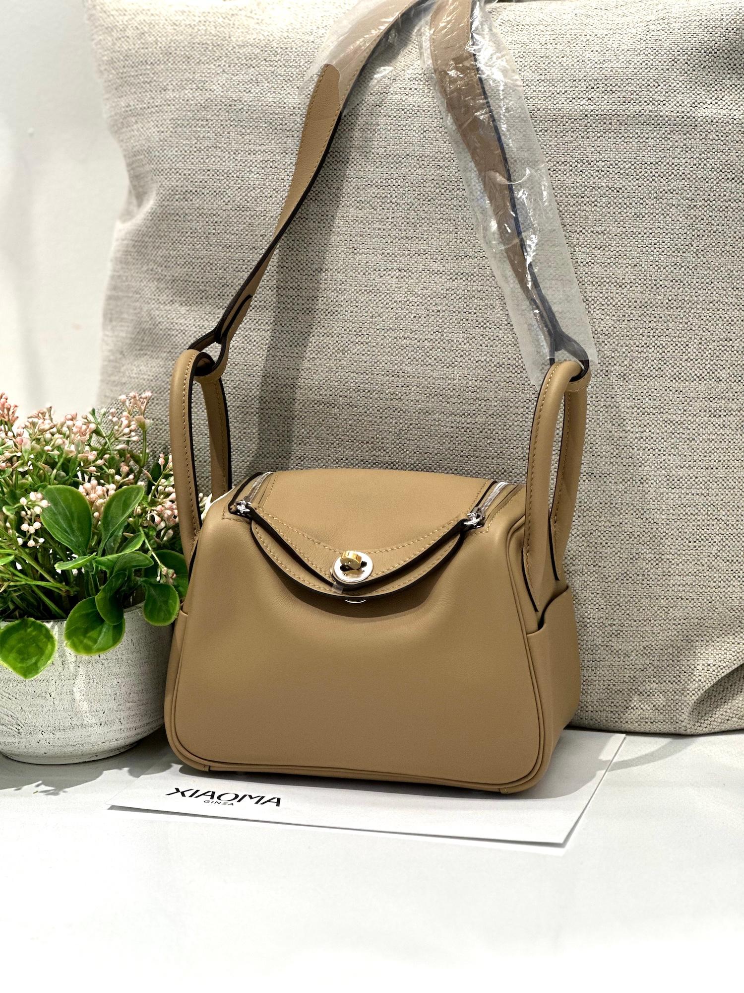 Brand New ( Rank N ) HERMÈS Mini Lindy II Poussiere (1C) Swift Electrum hardware K (2025) - 4