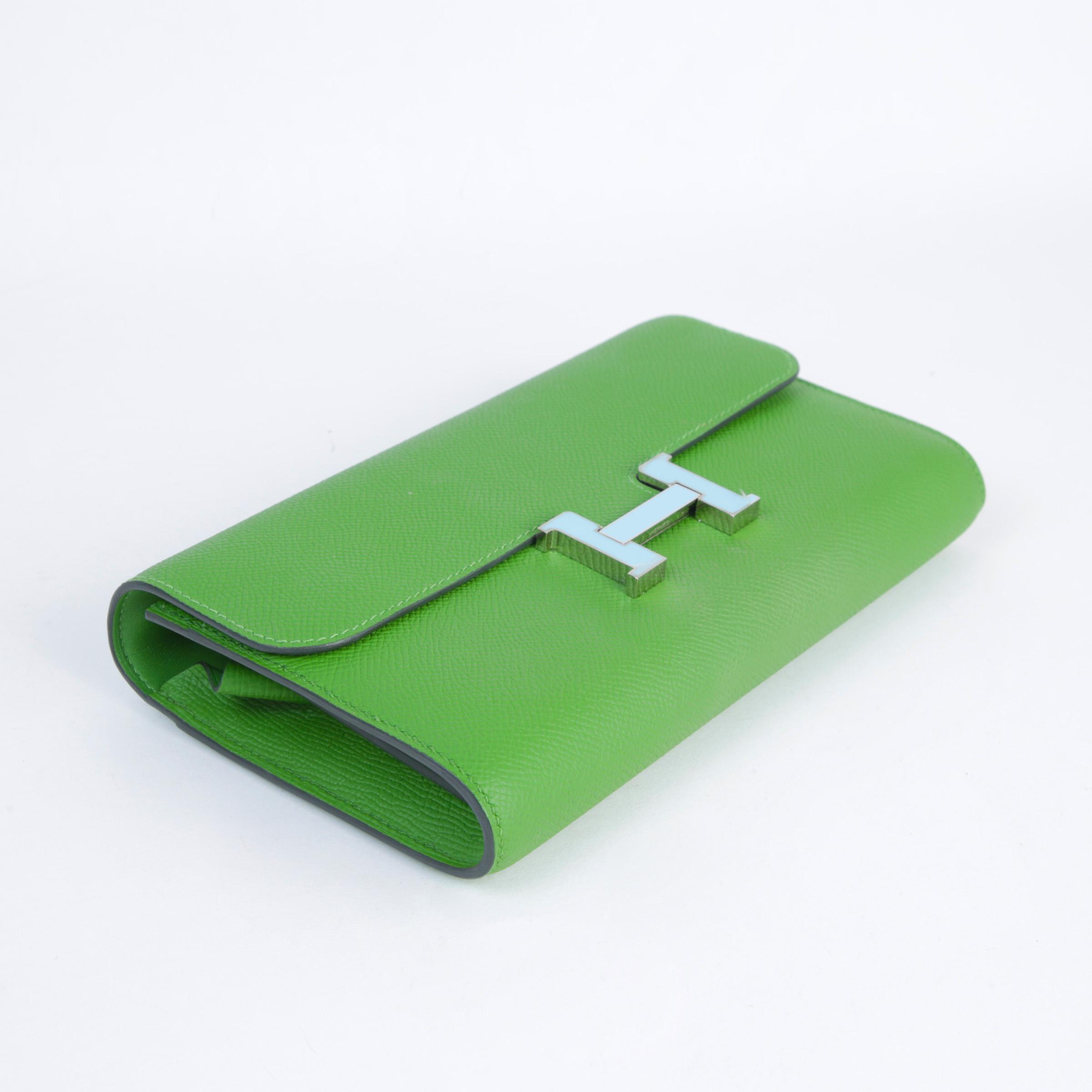 Very Good ( Rank A) HERMÈS Constance To Go Vert Yucca (A8) Celeste (7N) Epsom Enamel hardware W (2024) - 3
