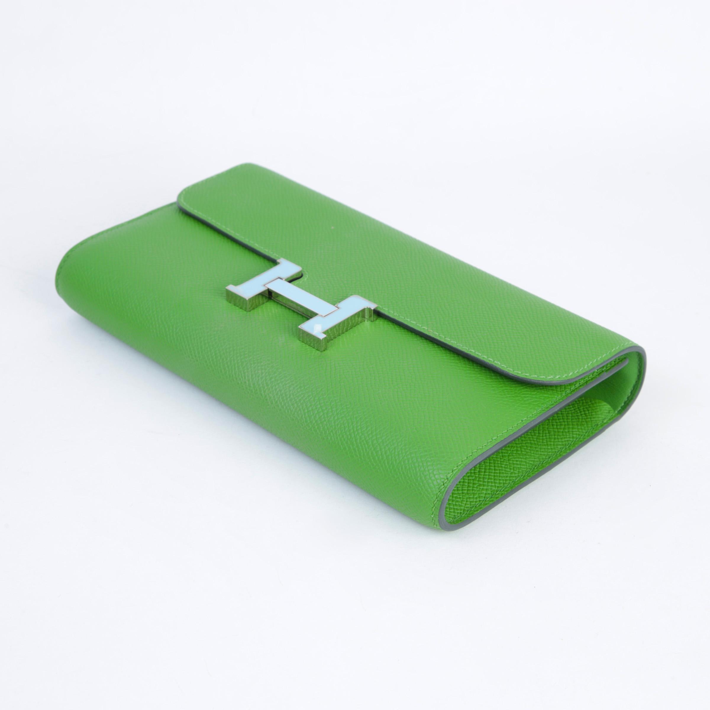 Very Good ( Rank A) HERMÈS Constance To Go Vert Yucca (A8) Celeste (7N) Epsom Enamel hardware W (2024) - 4