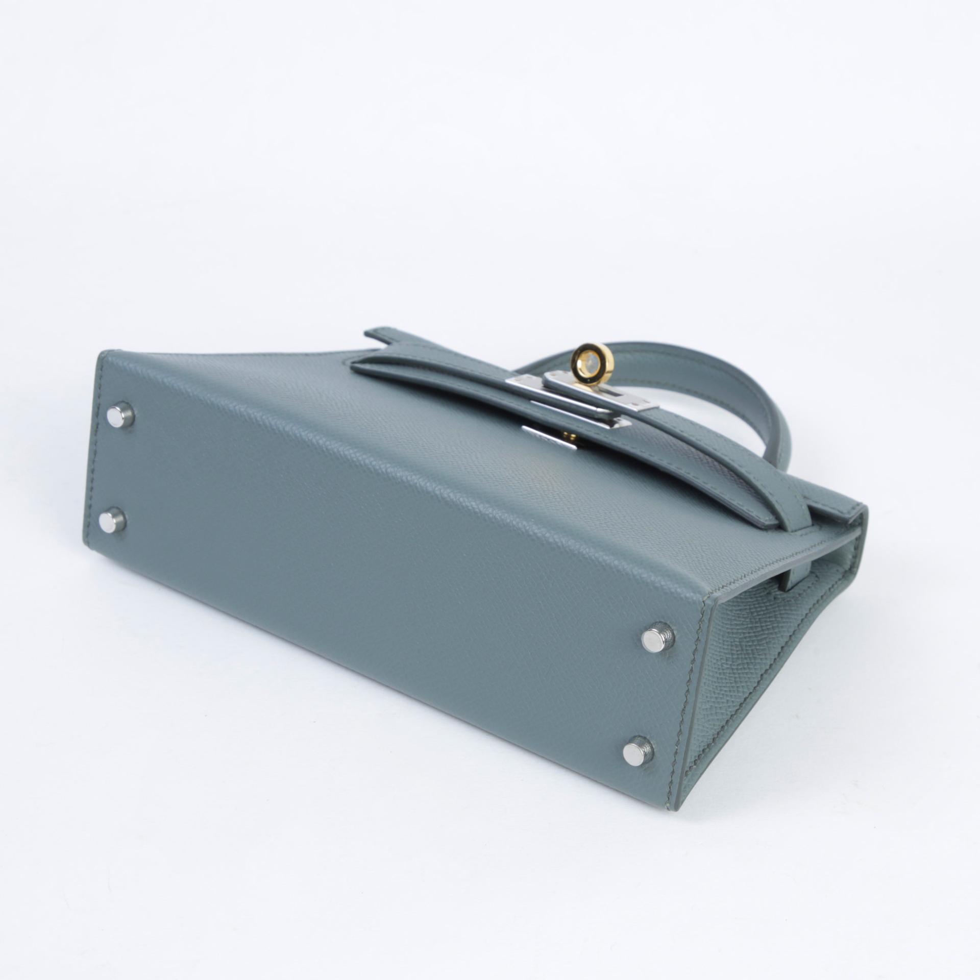 Very Good ( Rank A) HERMÈS Mini Kelly II Vert Amande (63) Epsom Electrum hardware K (2025) - 5