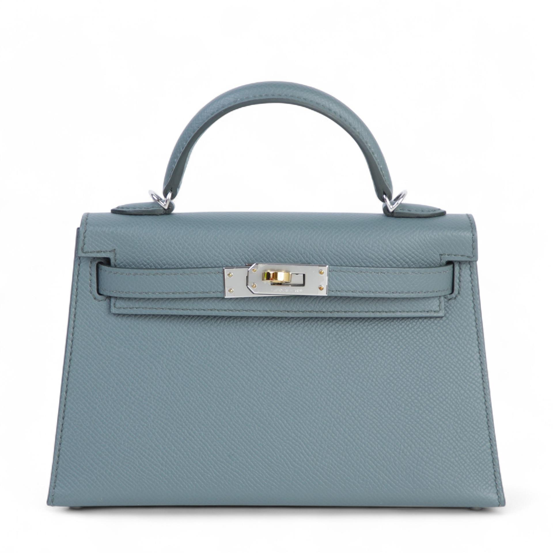 Very Good ( Rank A) HERMÈS Mini Kelly II Vert Amande (63) Epsom Electrum hardware K (2025) - 1