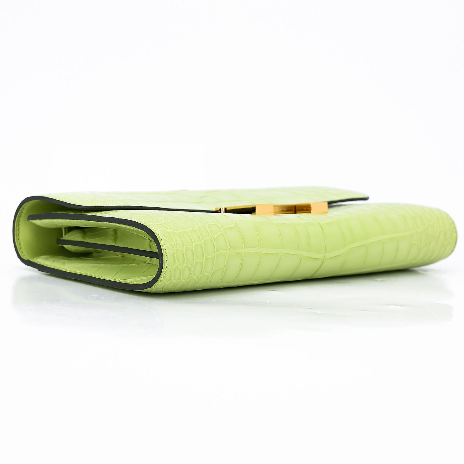 Unused ( Rank NS ) HERMÈS Constance To Go Jaune Bourgeon (R9) Matte Alligator Gold hardware D (2019) - 6
