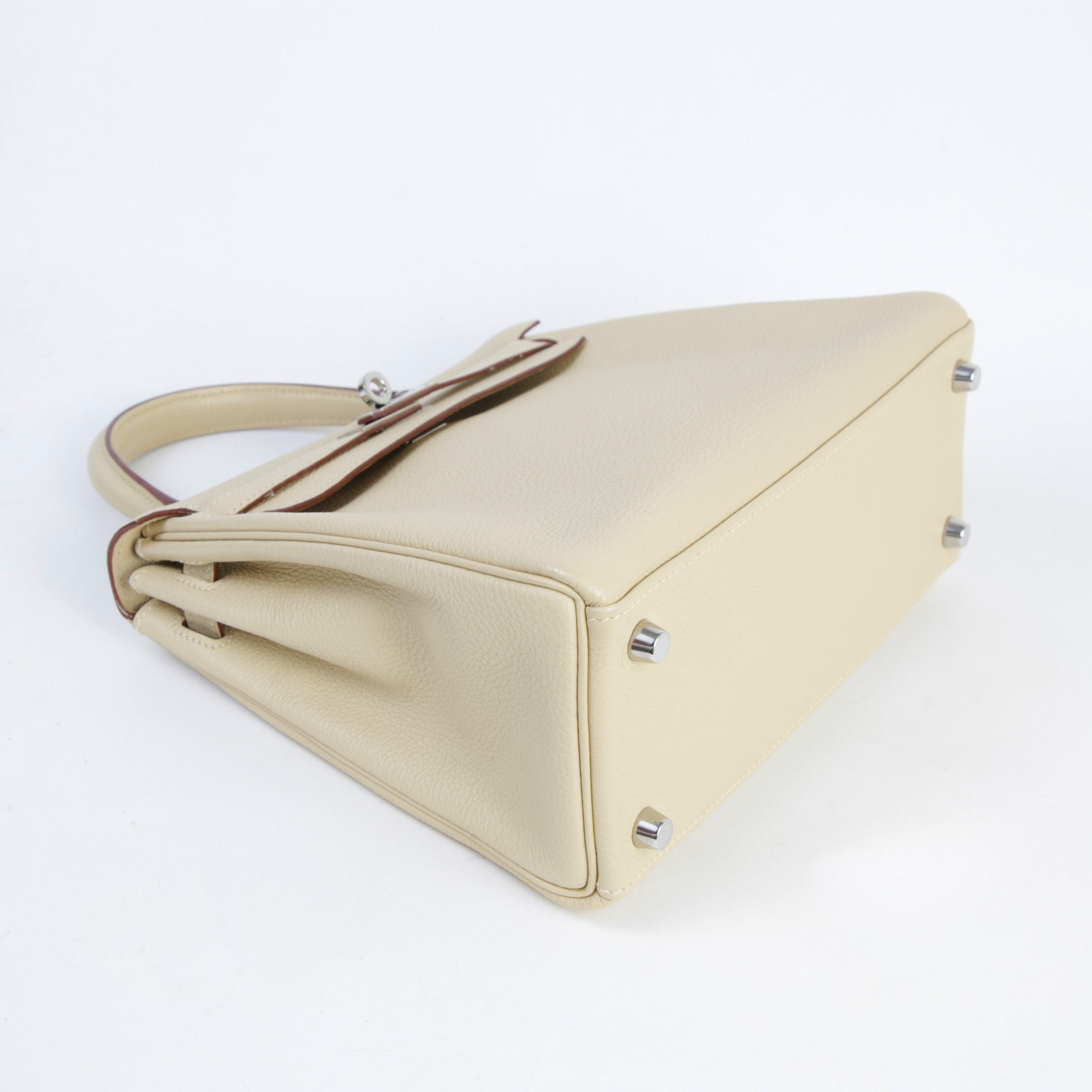 Very Good ( Rank A) HERMÈS Kelly 25 Parchemin (3C) Togo Palladium hardware Square K (2007) - 4