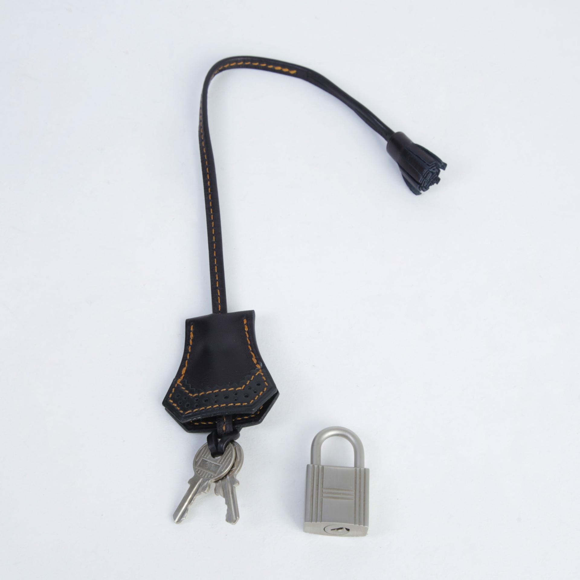 中古AB HERMÈS 愛馬仕 Birkin Ghillies 35 89 黑色 Noir (Black) Fonce Denim Evercalf皮 Toile H 帆布 拉絲銀扣 □P刻 2012年 - 15