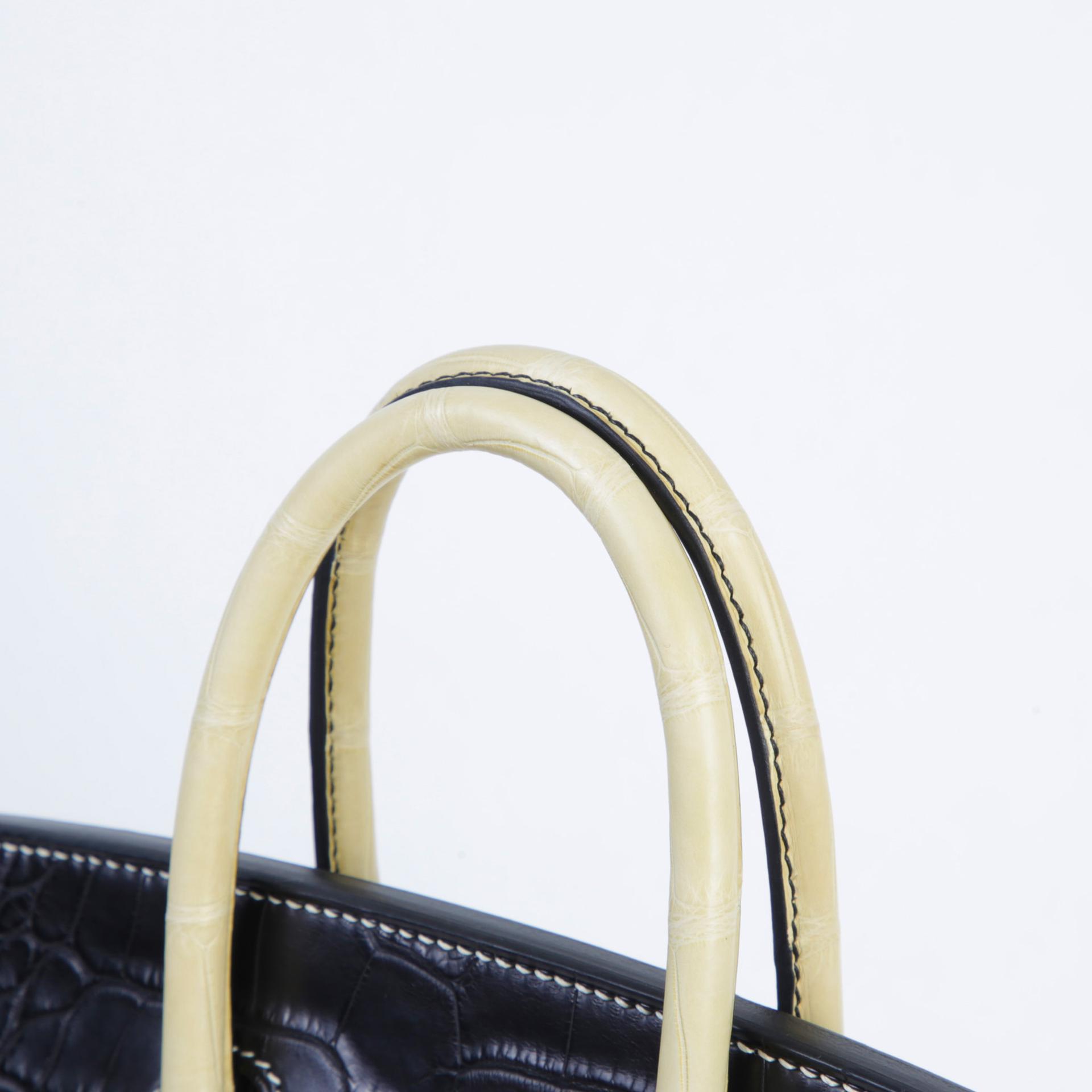 未使用保存品 HERMÈS 愛馬仕 馬蹄印定制 Birkin 25 89 黑色 Noir (Black) Y1 香草色 Vanille □ 短吻鱷 霧面 拉絲銀扣 K刻 2025年 - 3