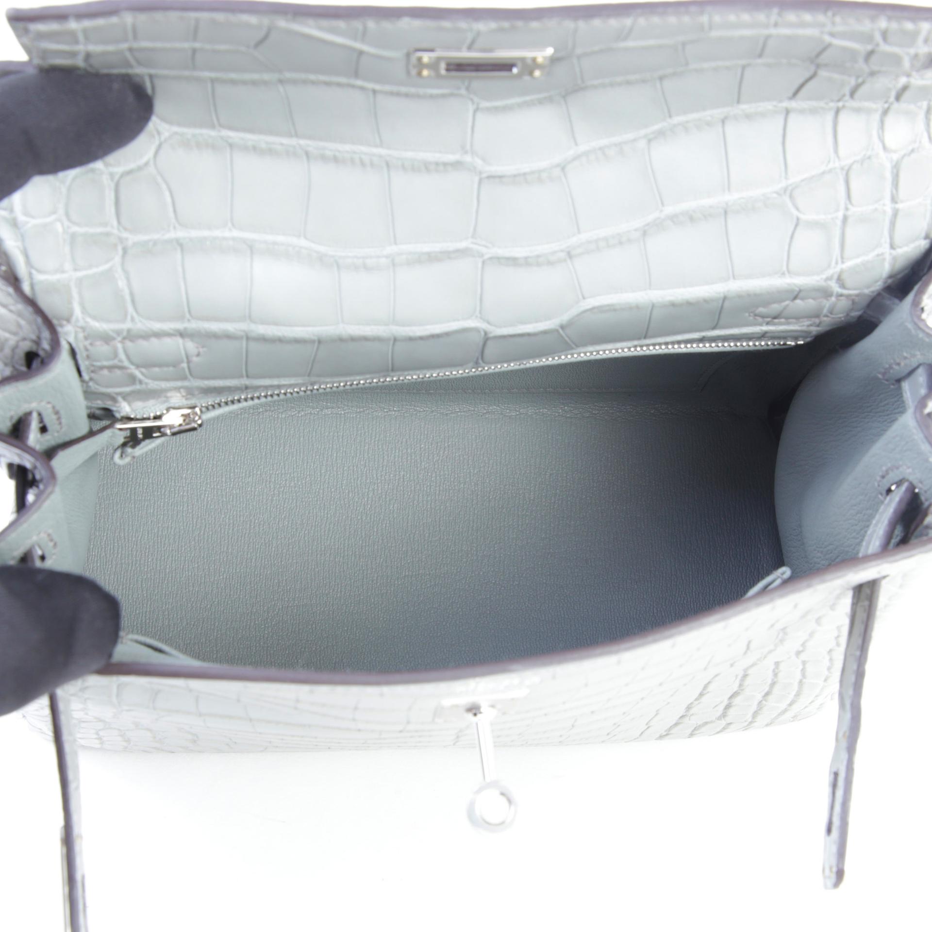 Brand New ( Rank N ) HERMÈS Kelly 25 Gris Ciment (0V) Matte Alligator Palladium hardware K (2025) - 10