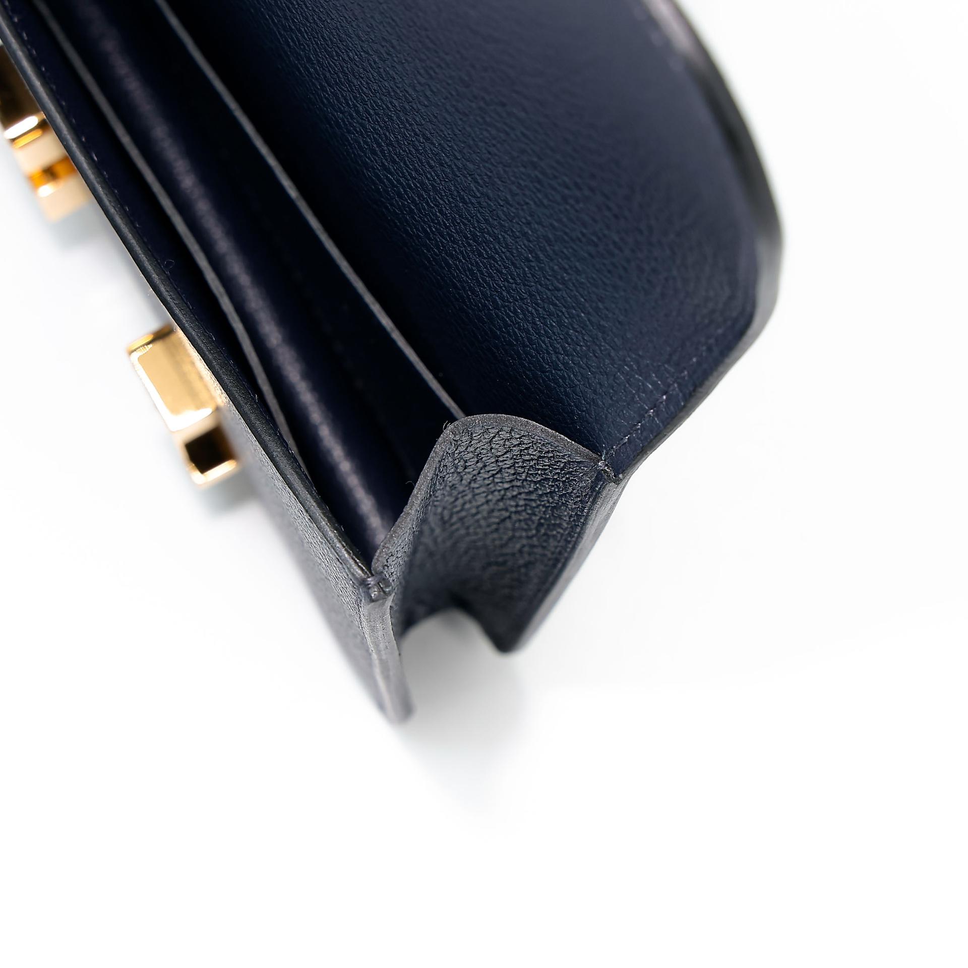 Unused ( Rank NS ) HERMÈS Constance Slim Wallet Bleu Nuit (2Z) Evercolor Gold hardware U (2022) - 15