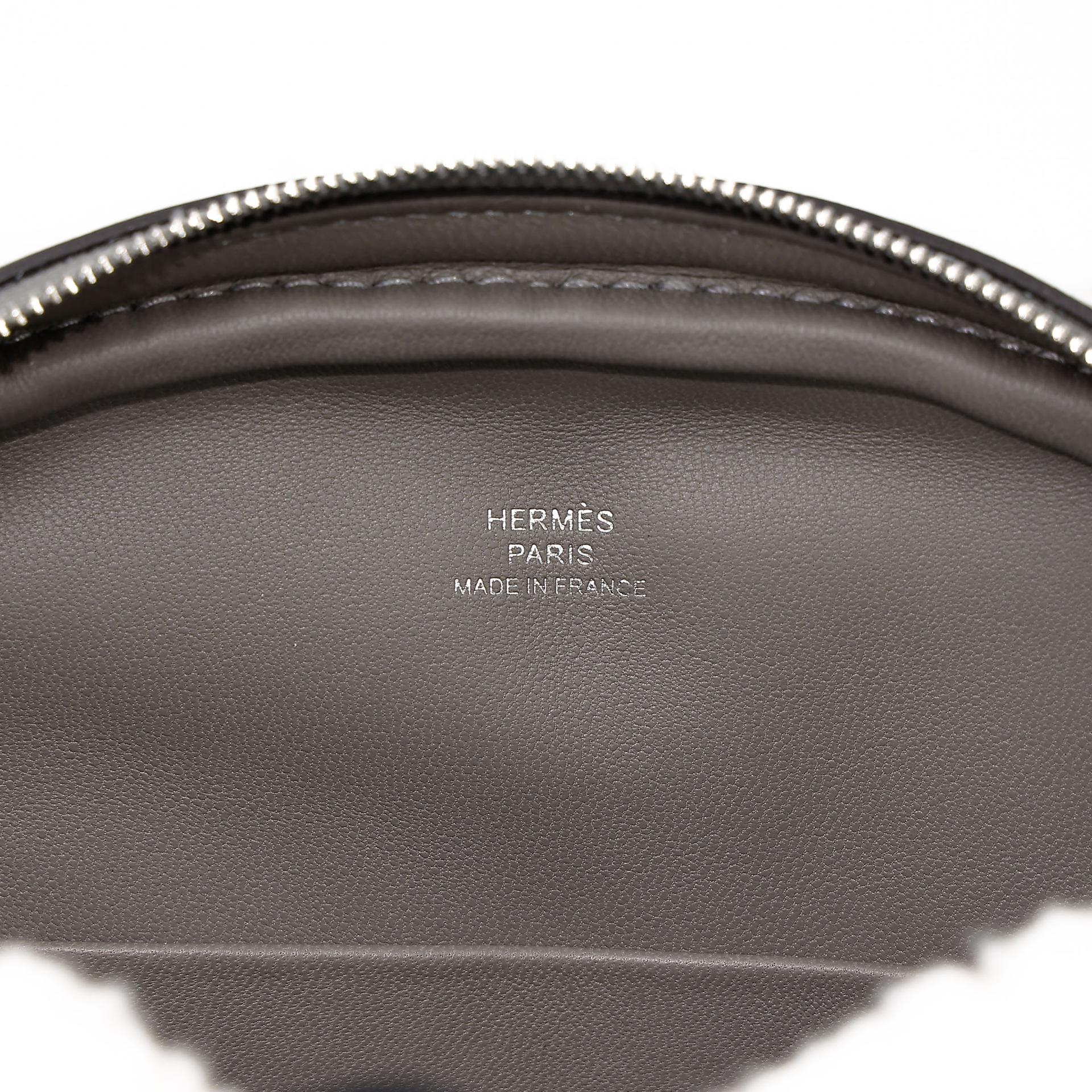 Brand New ( Rank N ) HERMÈS In-The-Loop belt bag Gris Meyer (0L) Ecru Merino Wool Swift Palladium hardware W (2024) - 11
