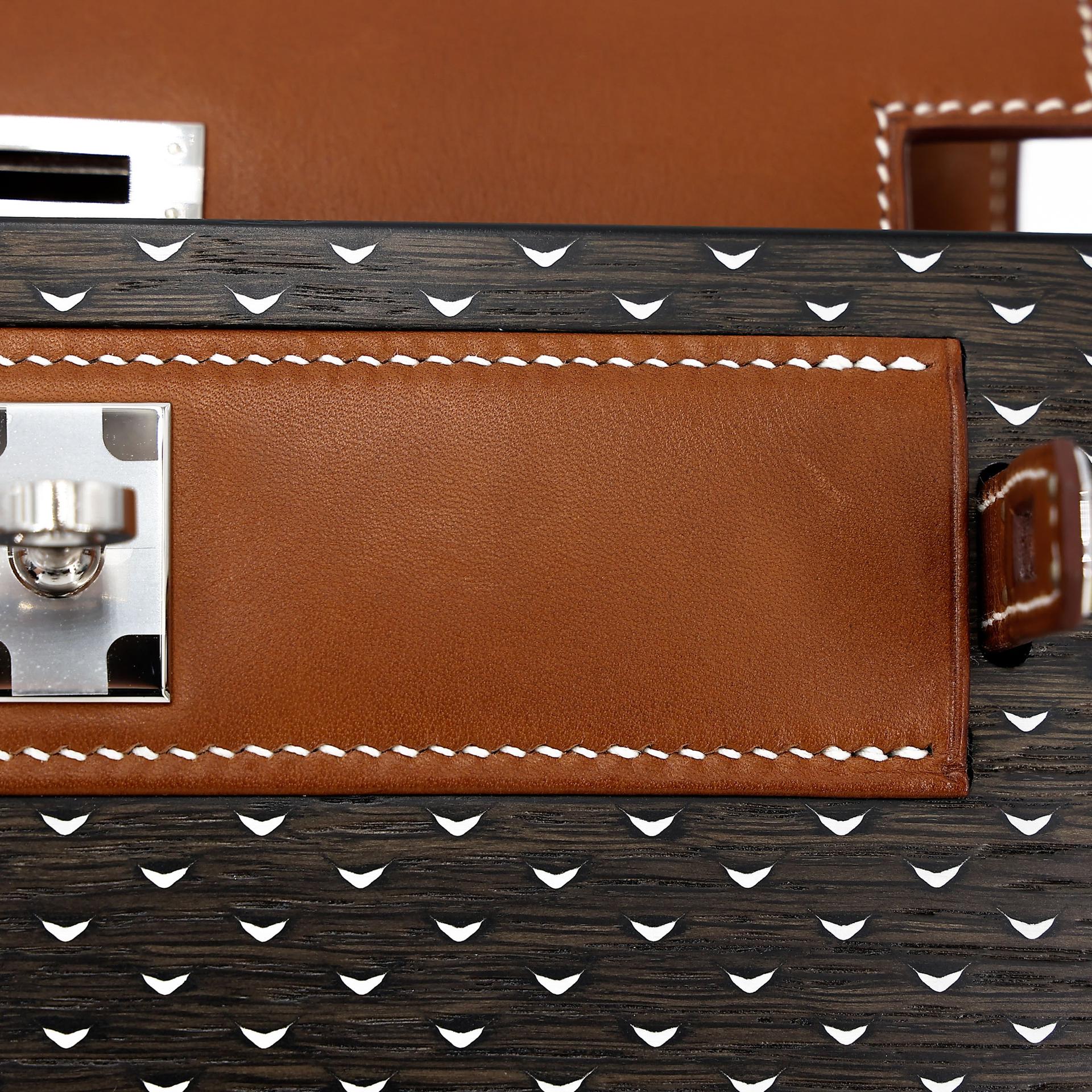 Excellent ( Rank SA ) HERMÈS Limited Edition Kelly Wood 22 Noir (89) Fauve (34) Barenia Wood Palladium hardware Z (2021) - 25