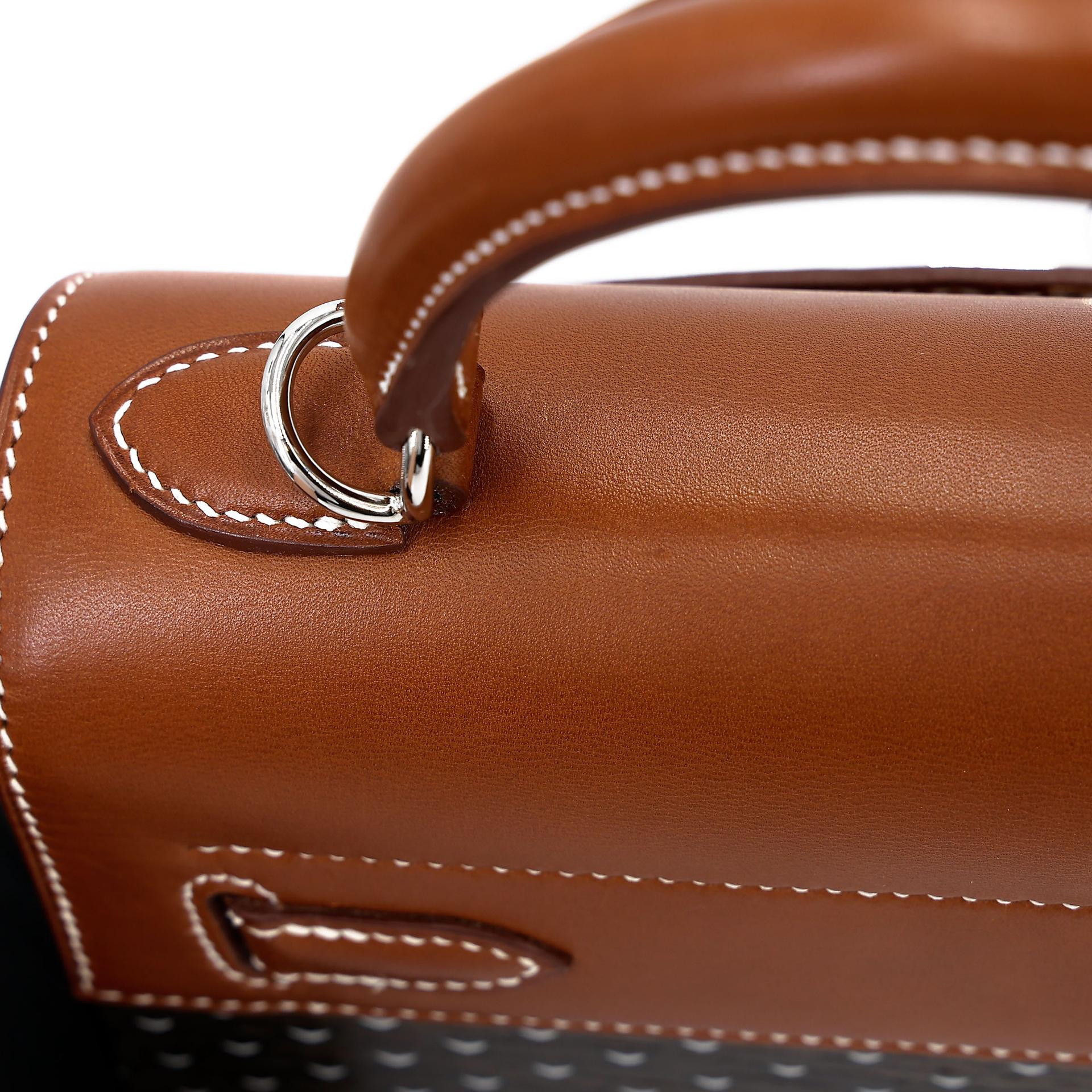 Excellent ( Rank SA ) HERMÈS Limited Edition Kelly Wood 22 Noir (89) Fauve (34) Barenia Wood Palladium hardware Z (2021) - 16