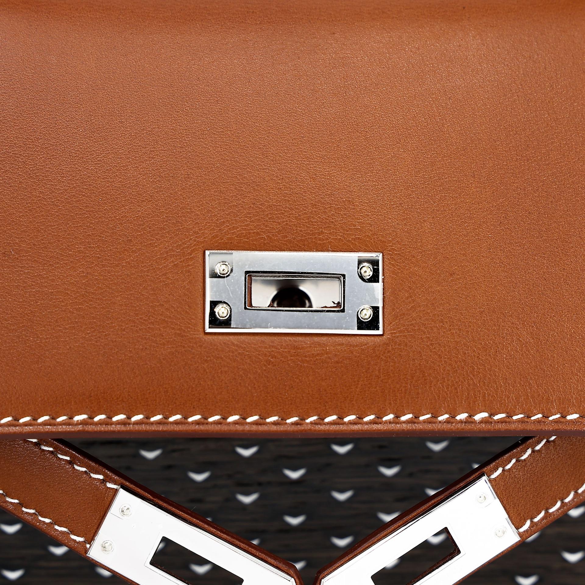 Excellent ( Rank SA ) HERMÈS Limited Edition Kelly Wood 22 Noir (89) Fauve (34) Barenia Wood Palladium hardware Z (2021) - 20