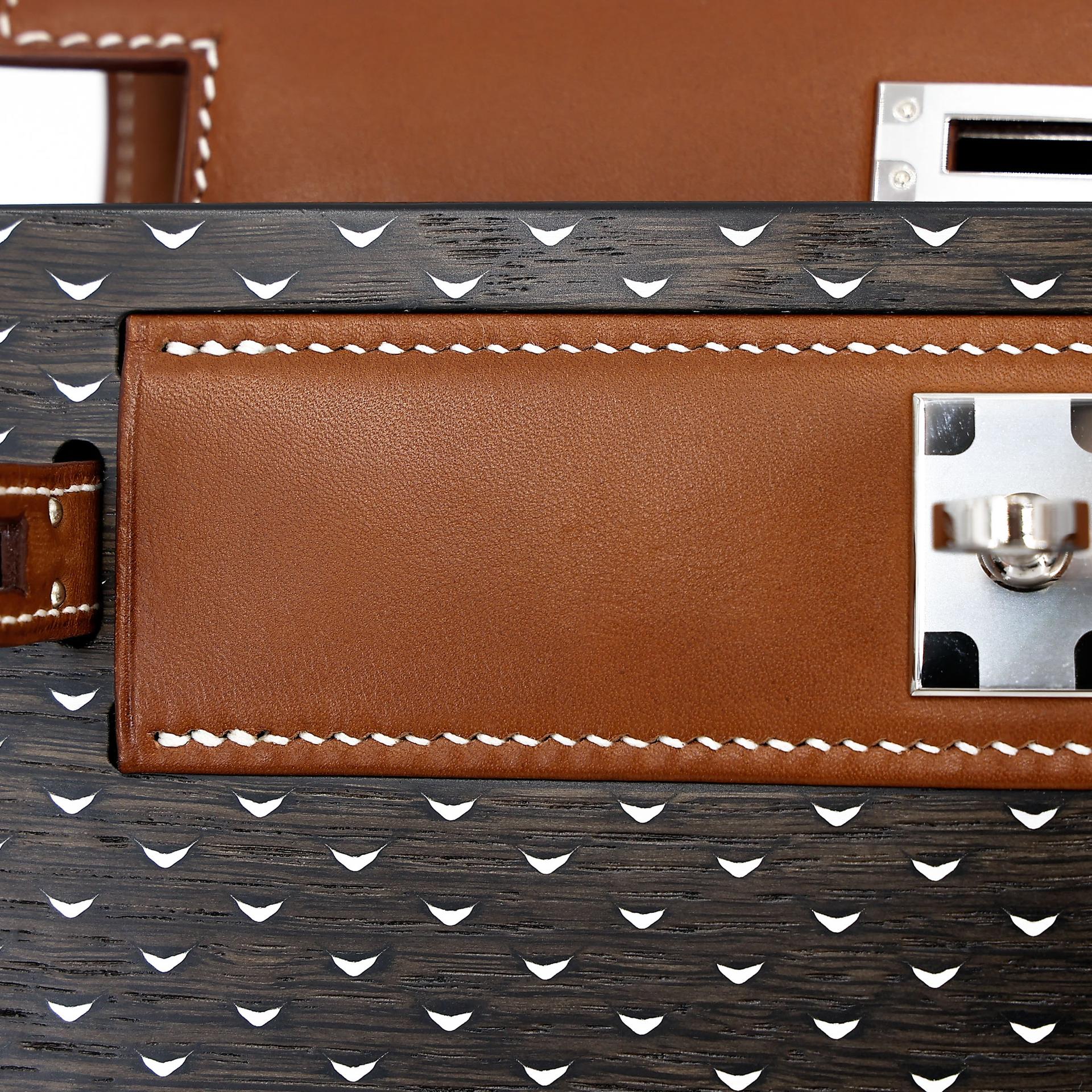 Excellent ( Rank SA ) HERMÈS Limited Edition Kelly Wood 22 Noir (89) Fauve (34) Barenia Wood Palladium hardware Z (2021) - 24