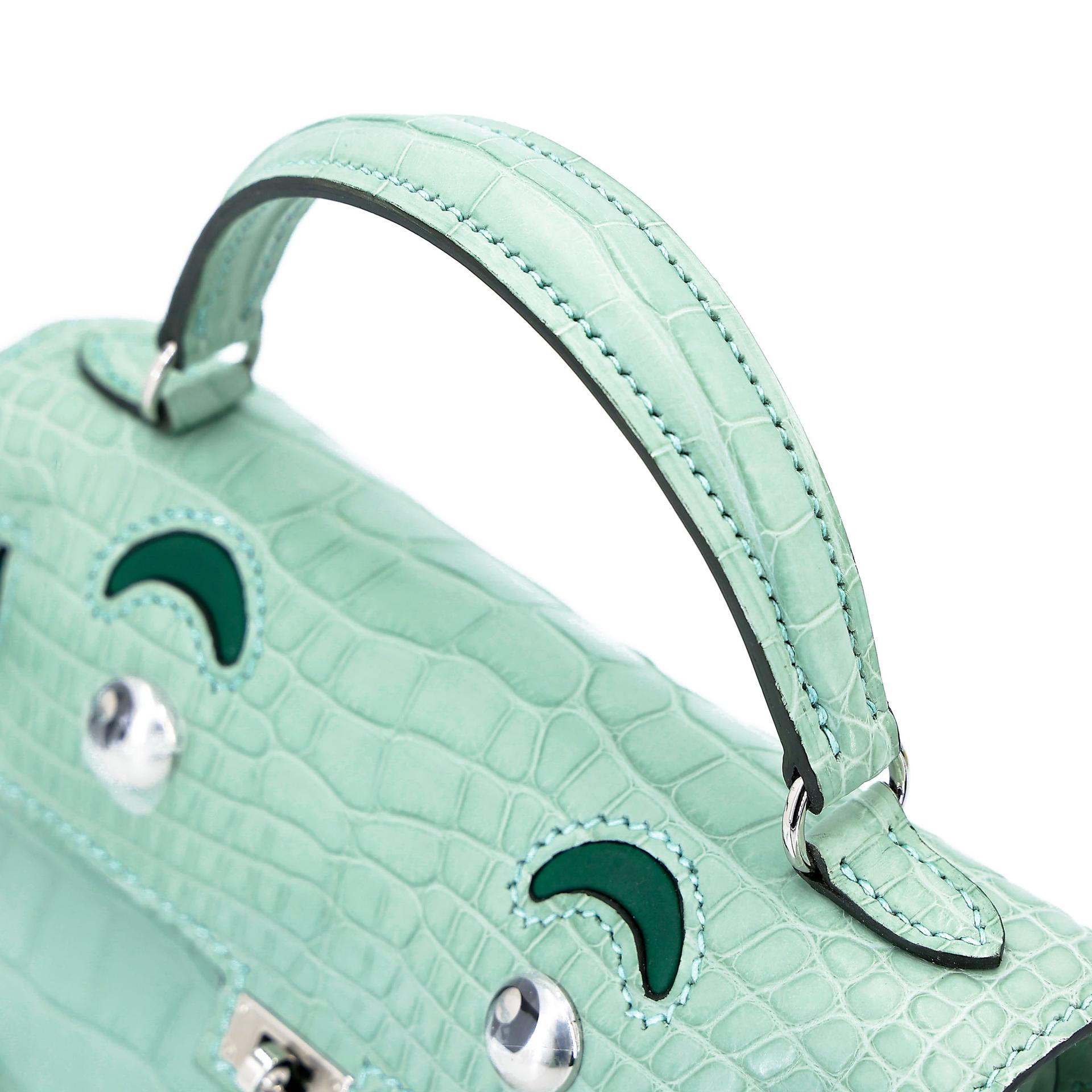 全新 HERMÈS 愛馬仕 限量收藏款 Kelly Doll 6U Vert d’Eau 薄荷綠 65 Vert Moyen 寶石綠 □ 短吻鱷 霧面 銀扣 K刻 2025年 - 4