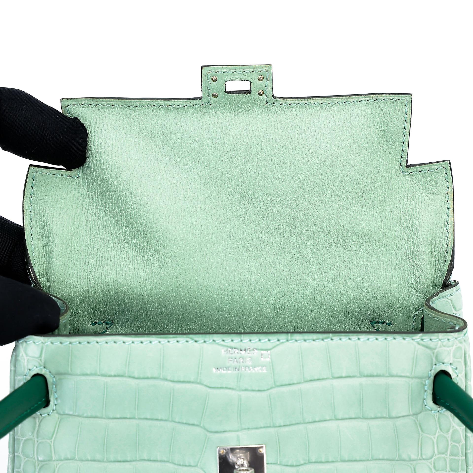 全新 HERMÈS 愛馬仕 限量收藏款 Kelly Doll 6U Vert d’Eau 薄荷綠 65 Vert Moyen 寶石綠 □ 短吻鱷 霧面 銀扣 K刻 2025年 - 14