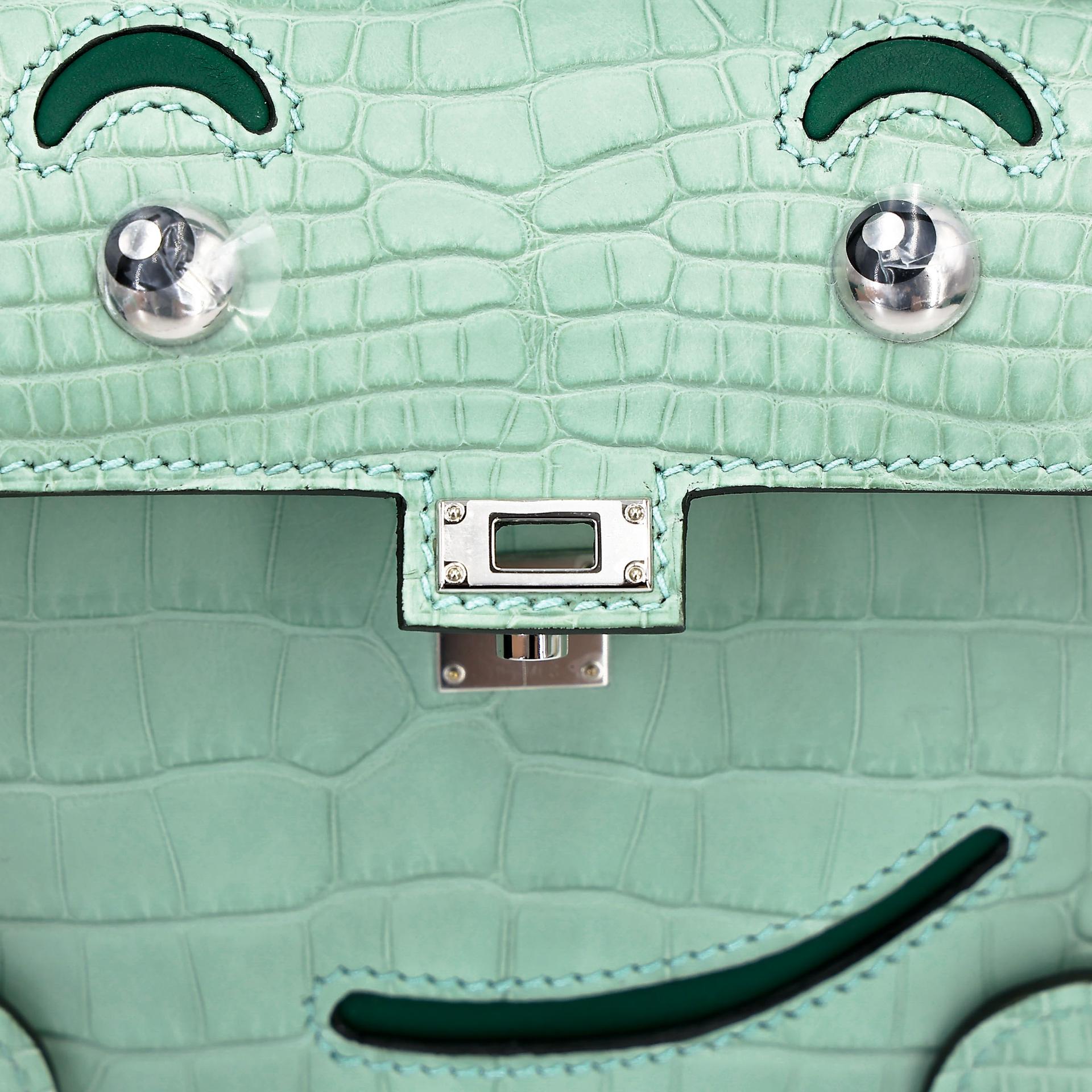全新 HERMÈS 愛馬仕 限量收藏款 Kelly Doll 6U Vert d’Eau 薄荷綠 65 Vert Moyen 寶石綠 □ 短吻鱷 霧面 銀扣 K刻 2025年 - 12