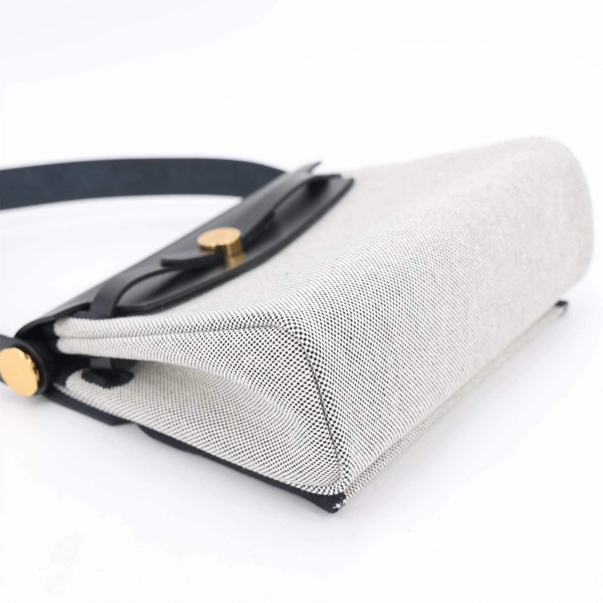 Brand New ( Rank N ) HERMÈS Herbag Zip Mini 20 Noir (89) Ecru Vache Hunter Canvas Gold hardware K (2025) - 5