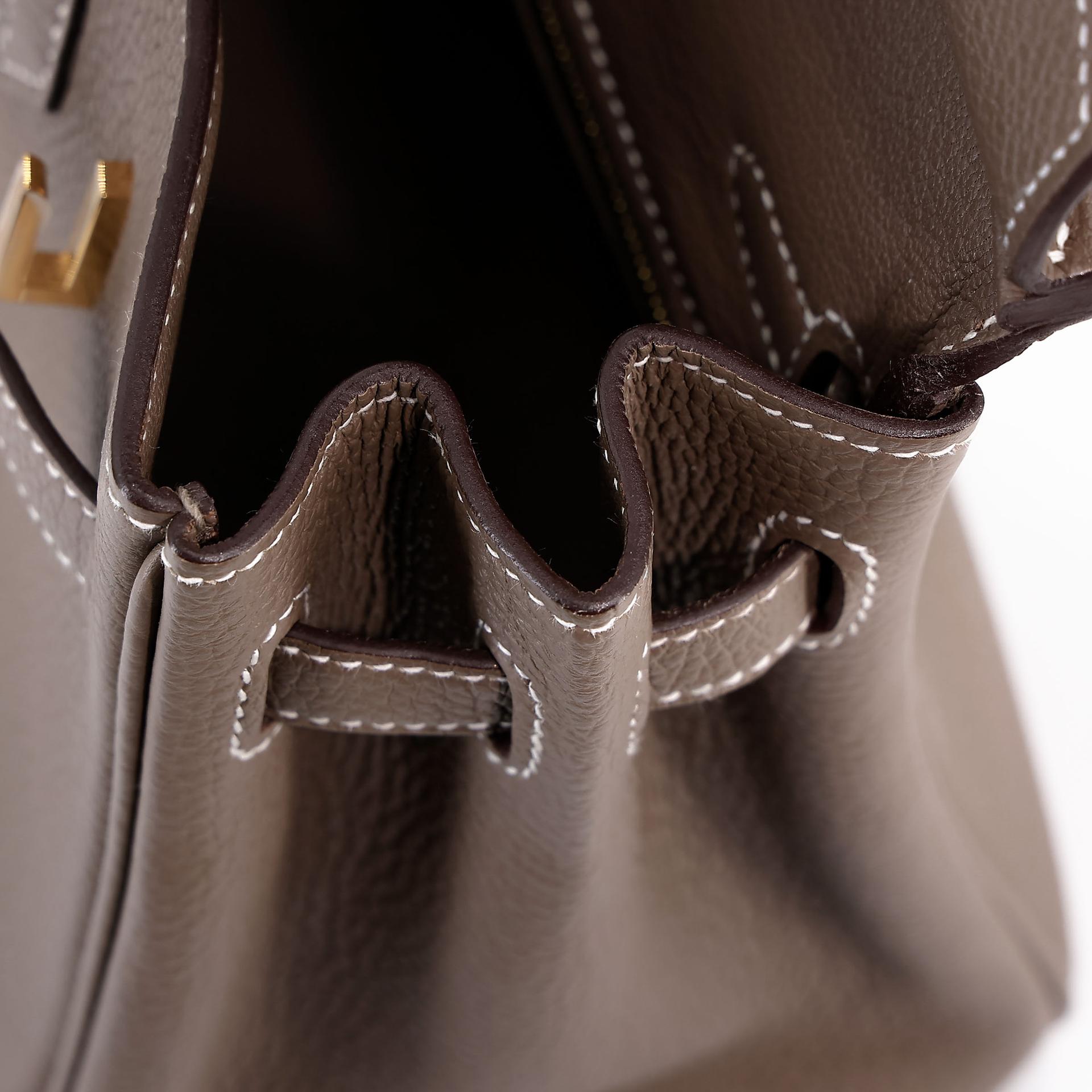 Very Good ( Rank A) HERMÈS Birkin 25 Etoupe (18) Togo Gold hardware U (2022) - 20