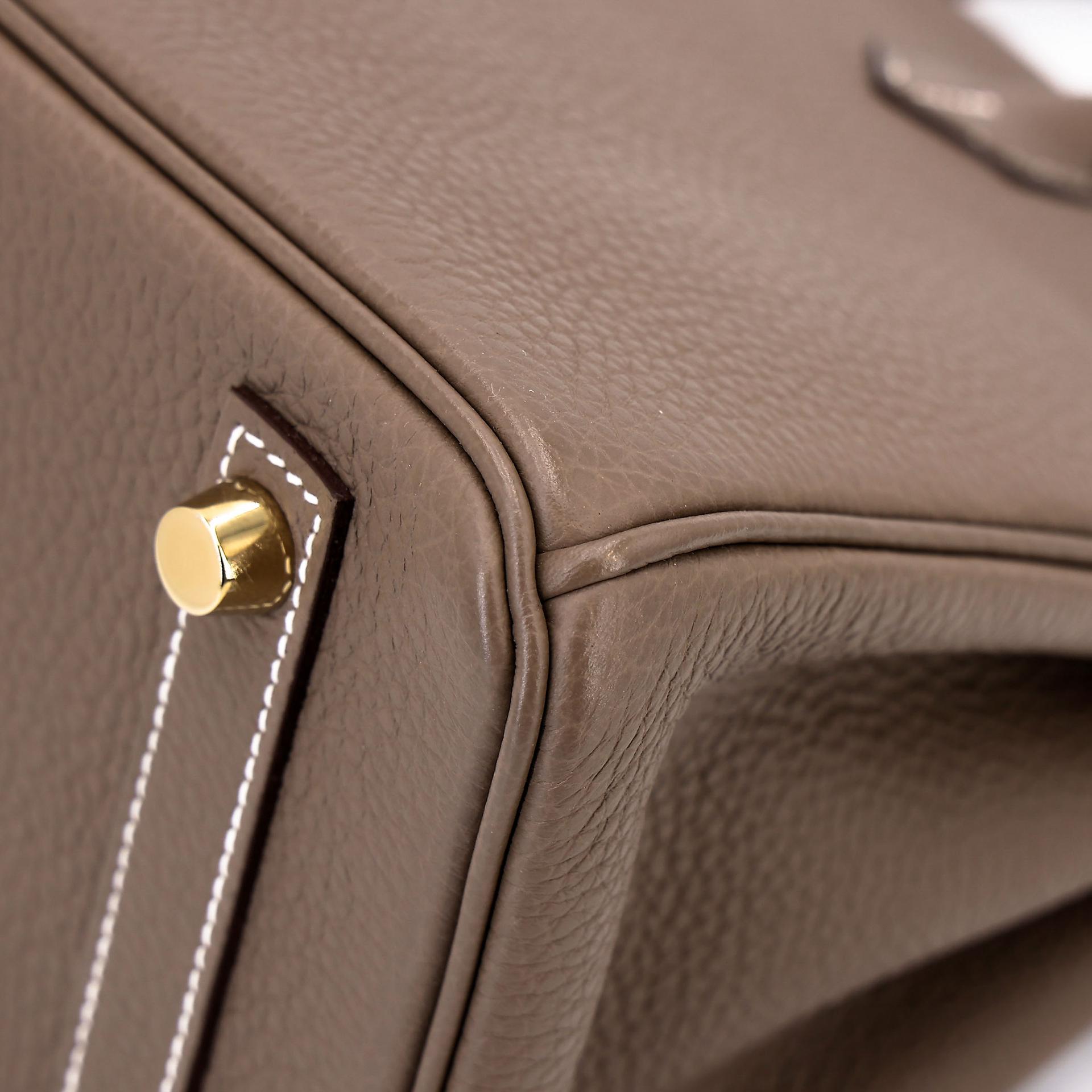 Very Good ( Rank A) HERMÈS Birkin 25 Etoupe (18) Togo Gold hardware U (2022) - 12