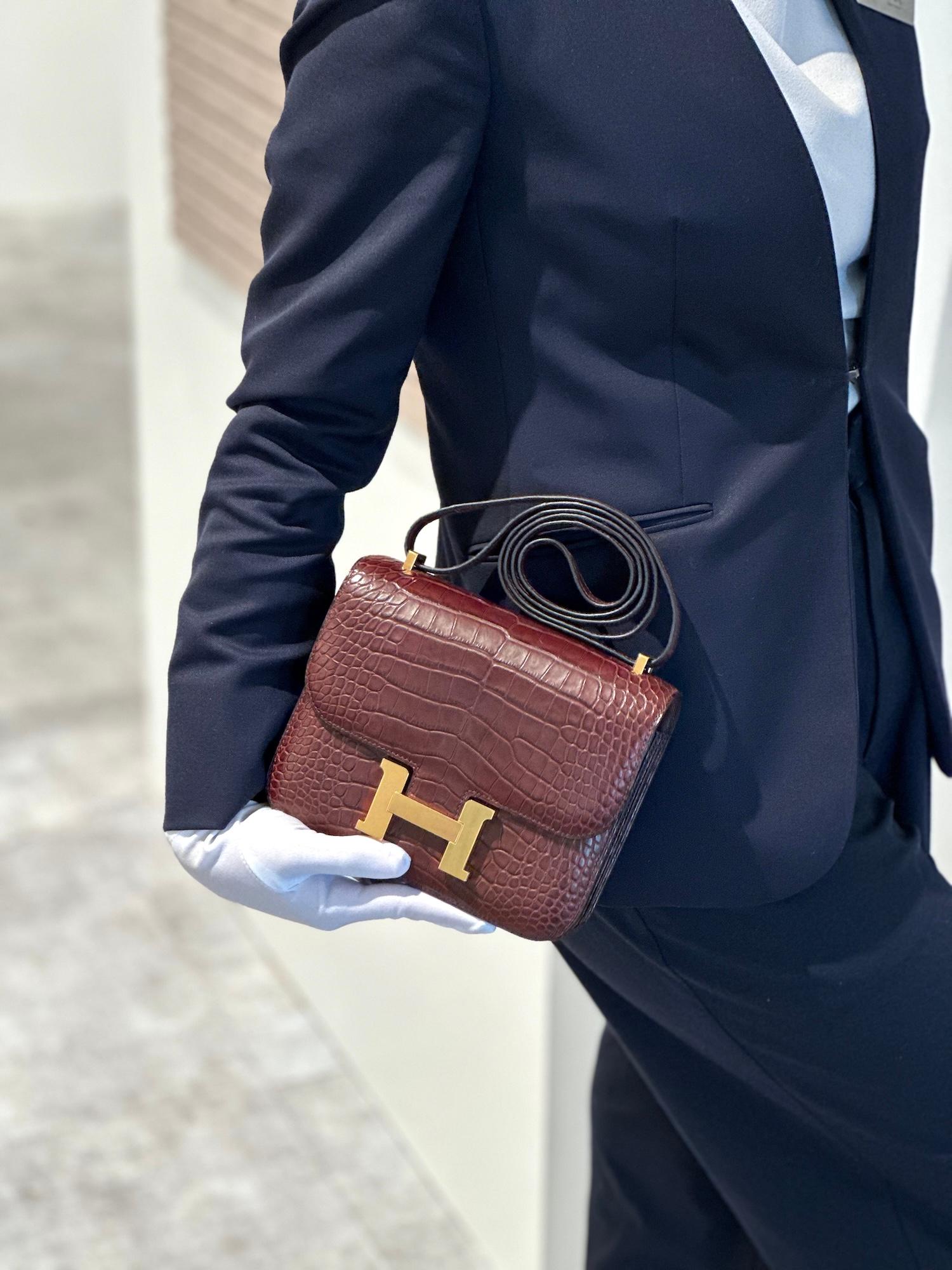ランク NS 未使用品 HERMÈS エルメス コンスタンス3 ミニ ルージュセリエ (0G) クロコダイル アリゲーター マット ゴールド金具 Z刻印 (2021) - 3