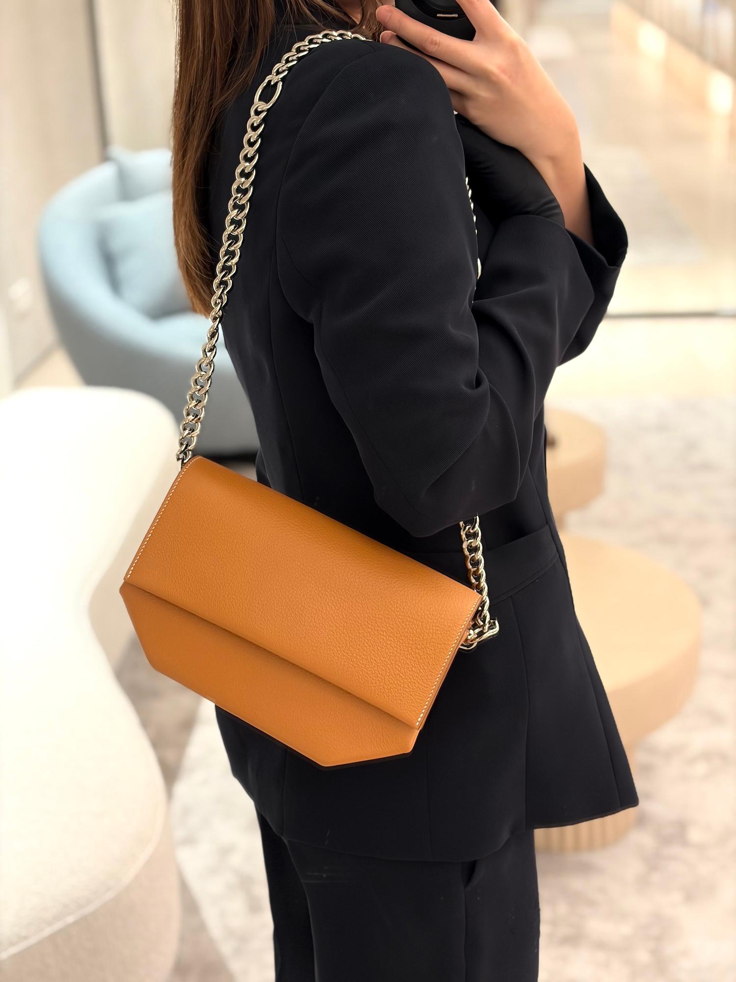 Excellent ( Rank SA ) HERMÈS Opli 24 Chain bag Toffee (1H) Capucine (9T) Taurillion Novillo Palladium hardware D (2019) - 3