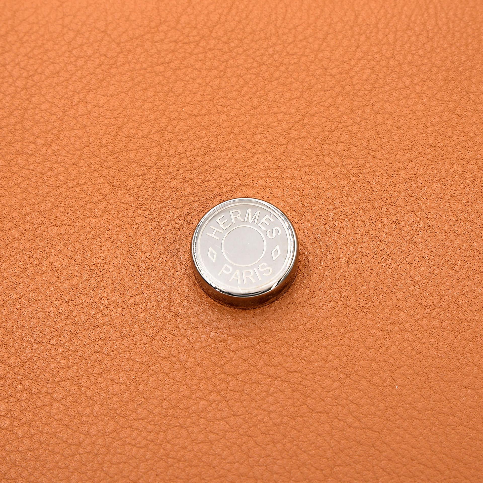 Excellent ( Rank SA ) HERMÈS Opli 24 Chain bag Toffee (1H) Capucine (9T) Taurillion Novillo Palladium hardware D (2019) - 12