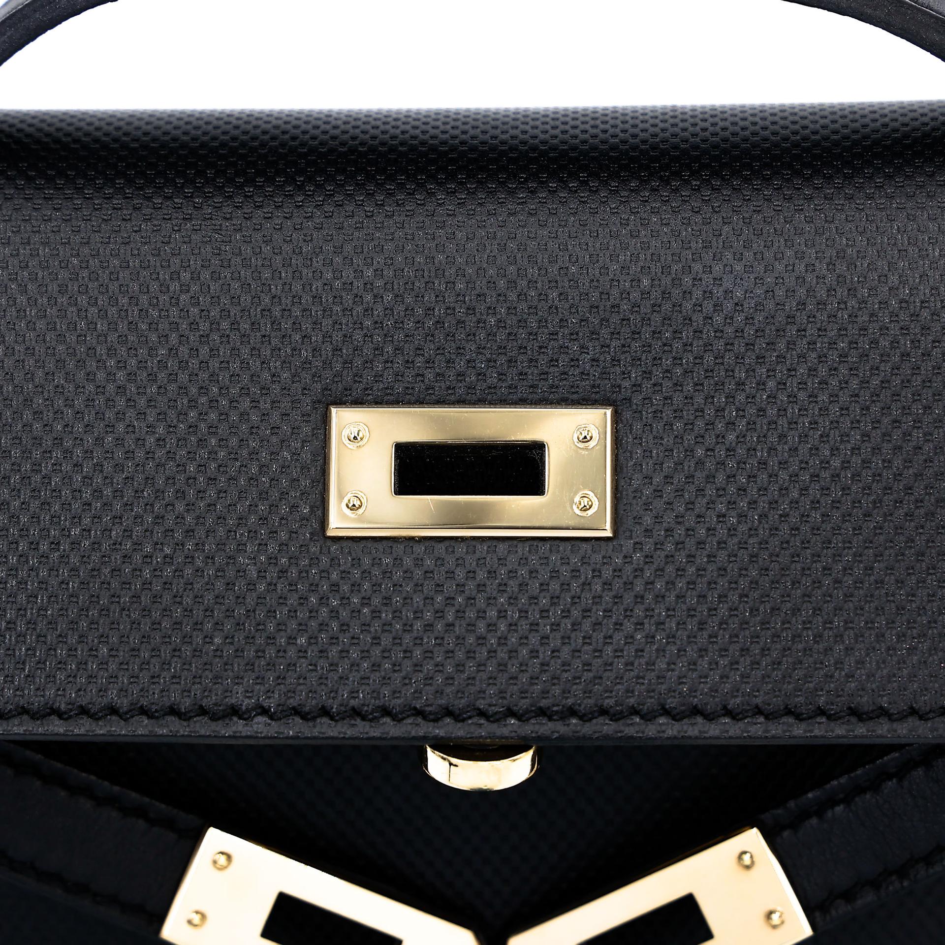 Very Good ( Rank A) HERMÈS Kelly Pochette Noir (89) Grain d`H Swift Permabrass hardware Square Q (2013) - 20