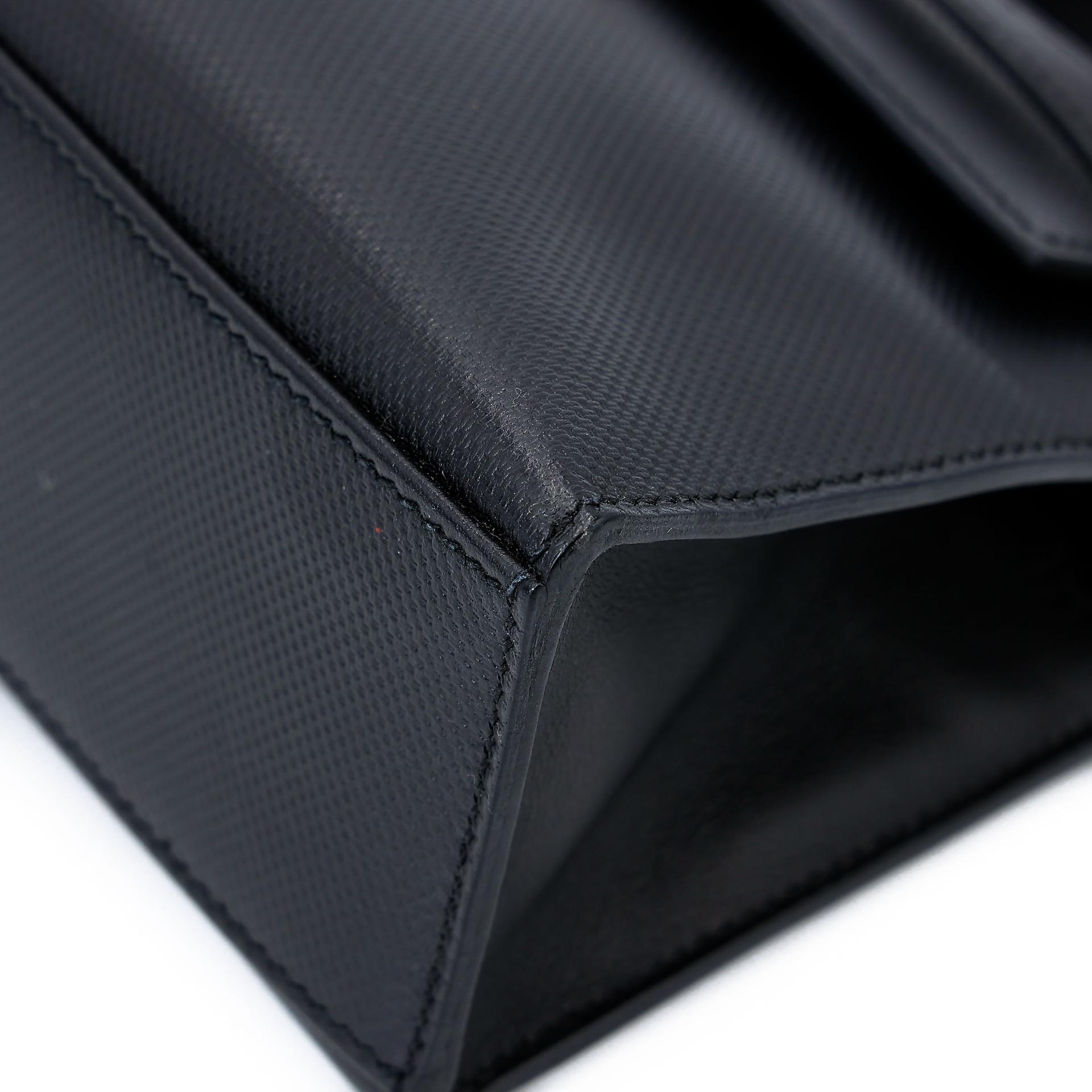 Very Good ( Rank A) HERMÈS Kelly Pochette Noir (89) Grain d`H Swift Permabrass hardware Square Q (2013) - 14