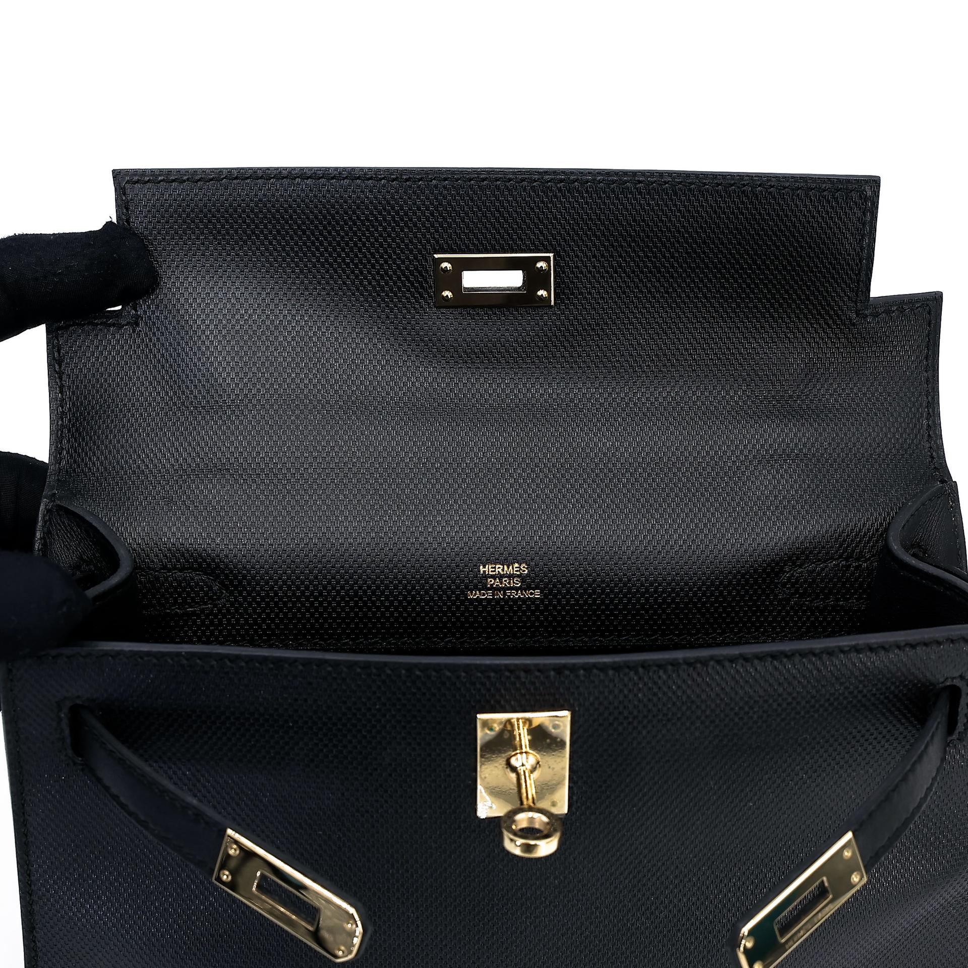 Very Good ( Rank A) HERMÈS Kelly Pochette Noir (89) Grain d`H Swift Permabrass hardware Square Q (2013) - 22