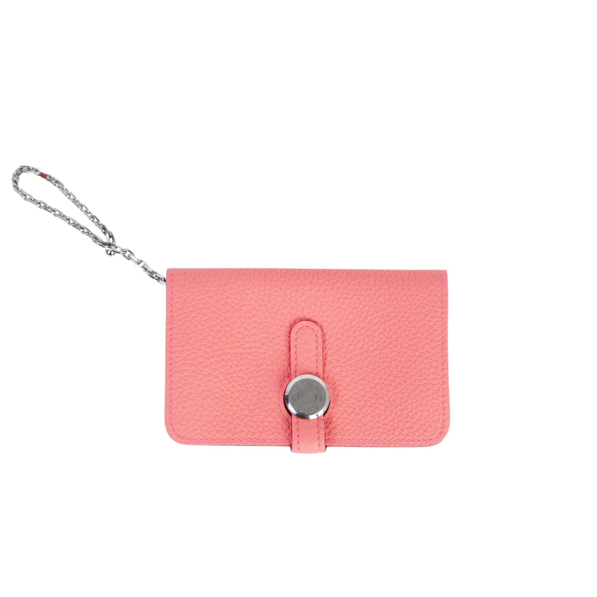 Very Good ( Rank A) HERMÈS Dogon Chain Coin Case Rose Candy (8T) Clemence Palladium hardware B (2023) - 1