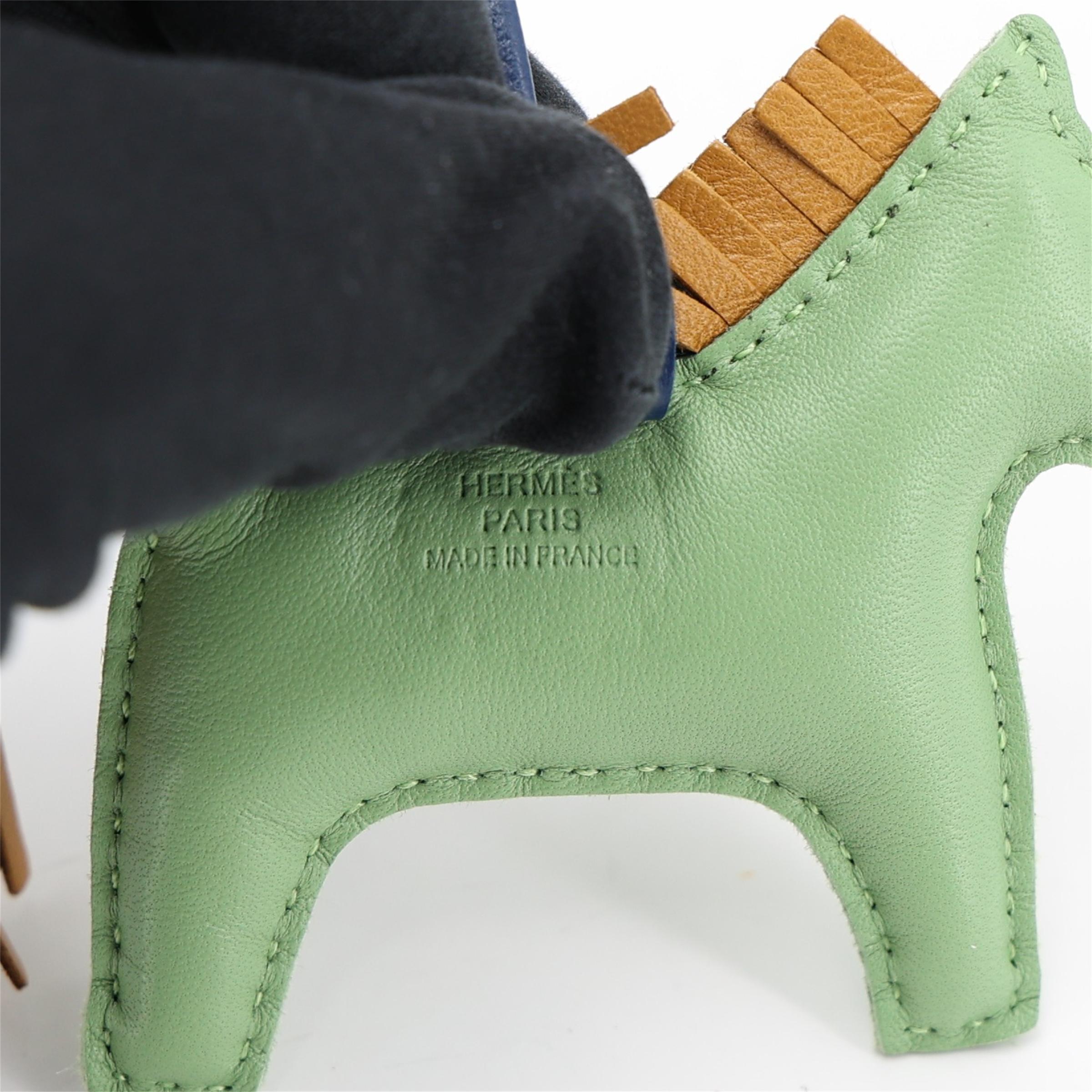 Excellent ( Rank SA ) HERMÈS Rodeo PM Vert Criquet (3I) Sesame (2S) Bleu de Malte (7L) Swift Y (2020) - 5